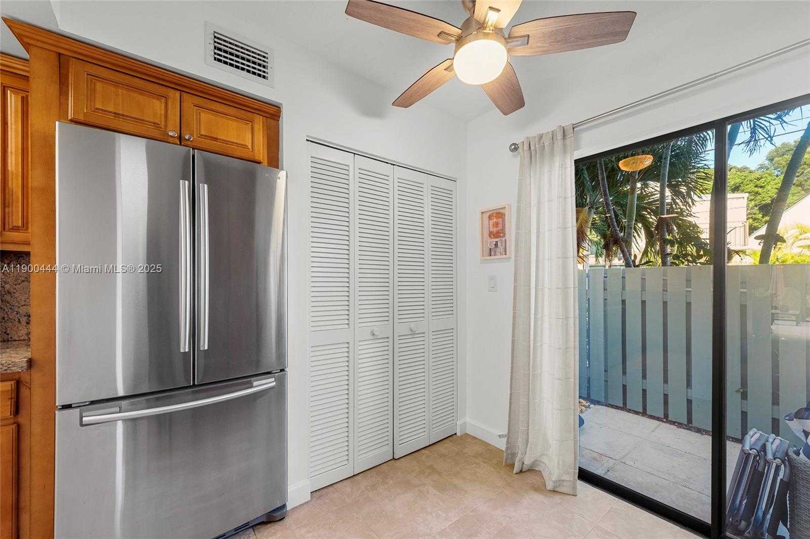 Small Image of 87200 OVERSEAS HWY UNIT S8, Islamorada Number 9