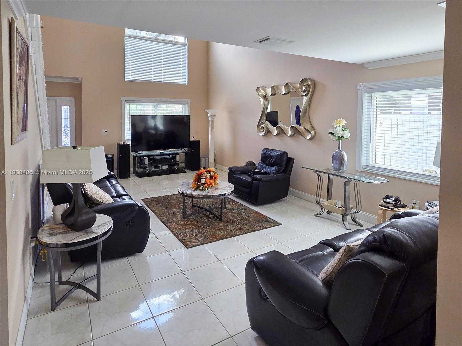 Small Image of 13431 NORTH WEST 5TH PL, Plantation Number 17