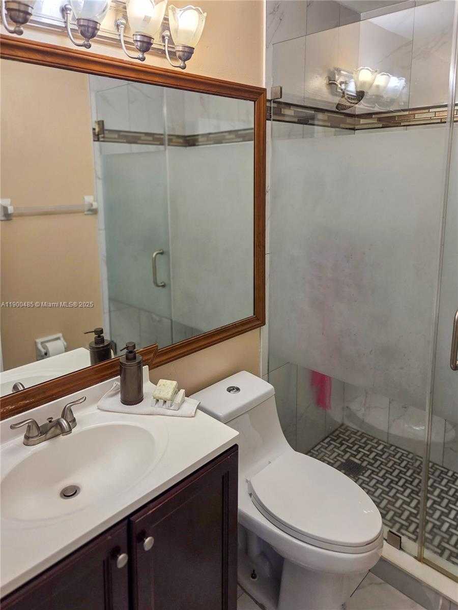 Small Image of 13431 NORTH WEST 5TH PL, Plantation Number 23