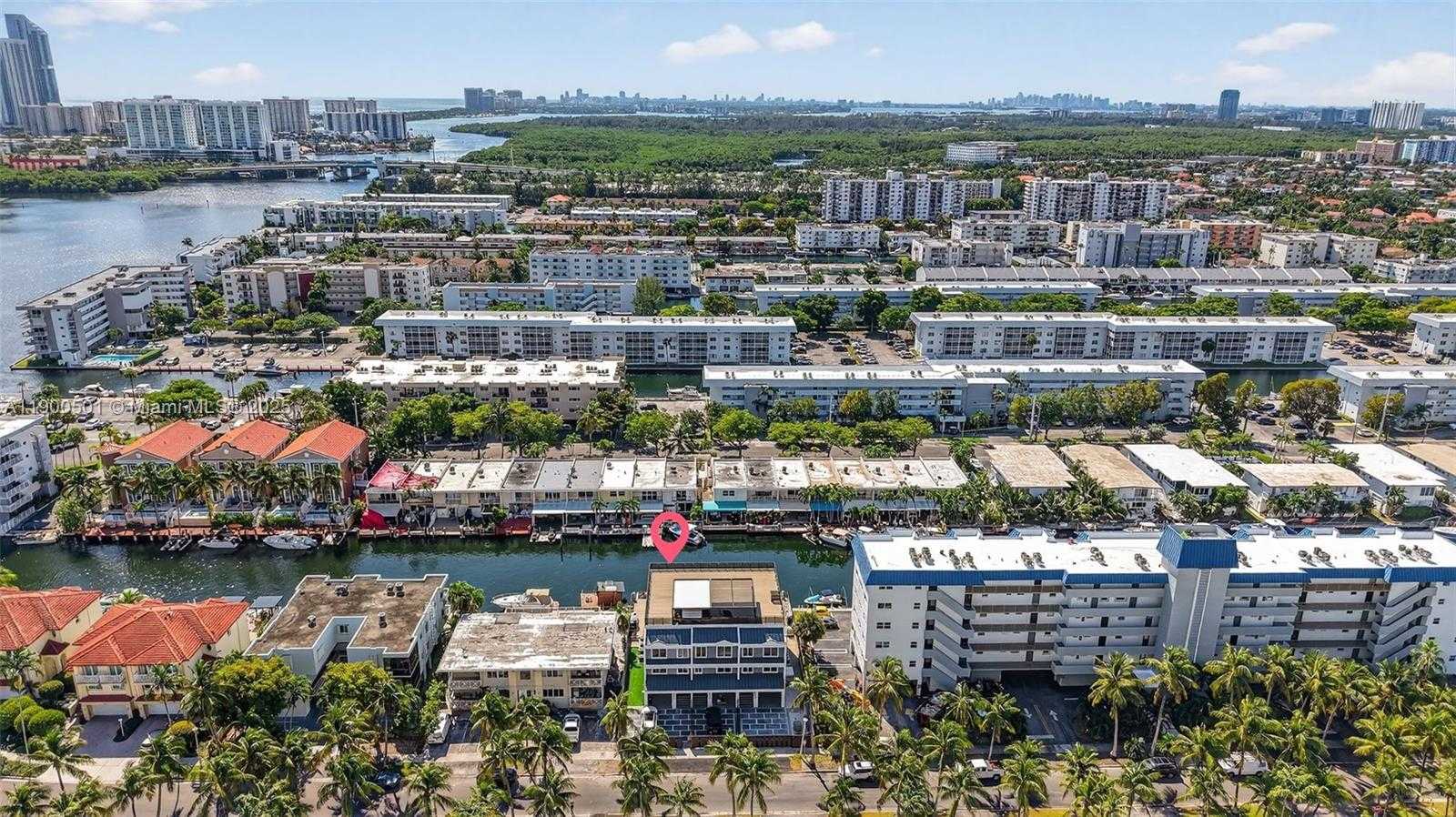 Small Image of 3830 NORTH EAST 171ST ST, North Miami Beach Number 12