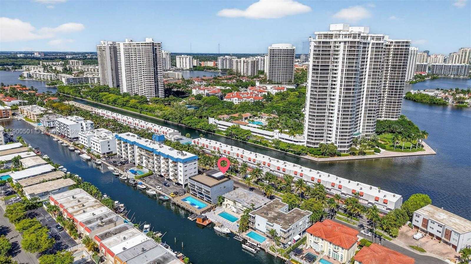 Small Image of 3830 NORTH EAST 171ST ST, North Miami Beach Number 13