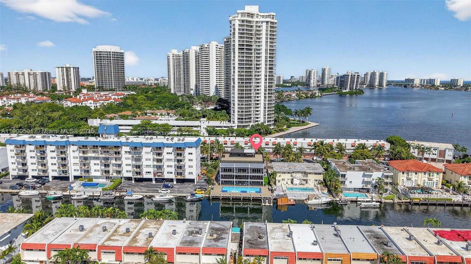 Small Image of 3830 NORTH EAST 171ST ST, North Miami Beach Number 14