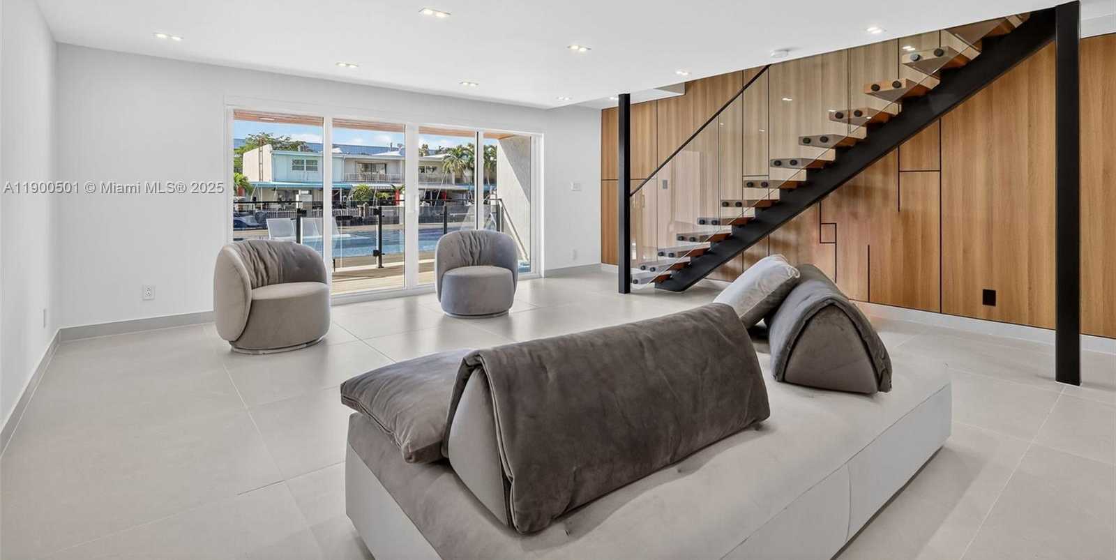 Small Image of 3830 NORTH EAST 171ST ST, North Miami Beach Number 19