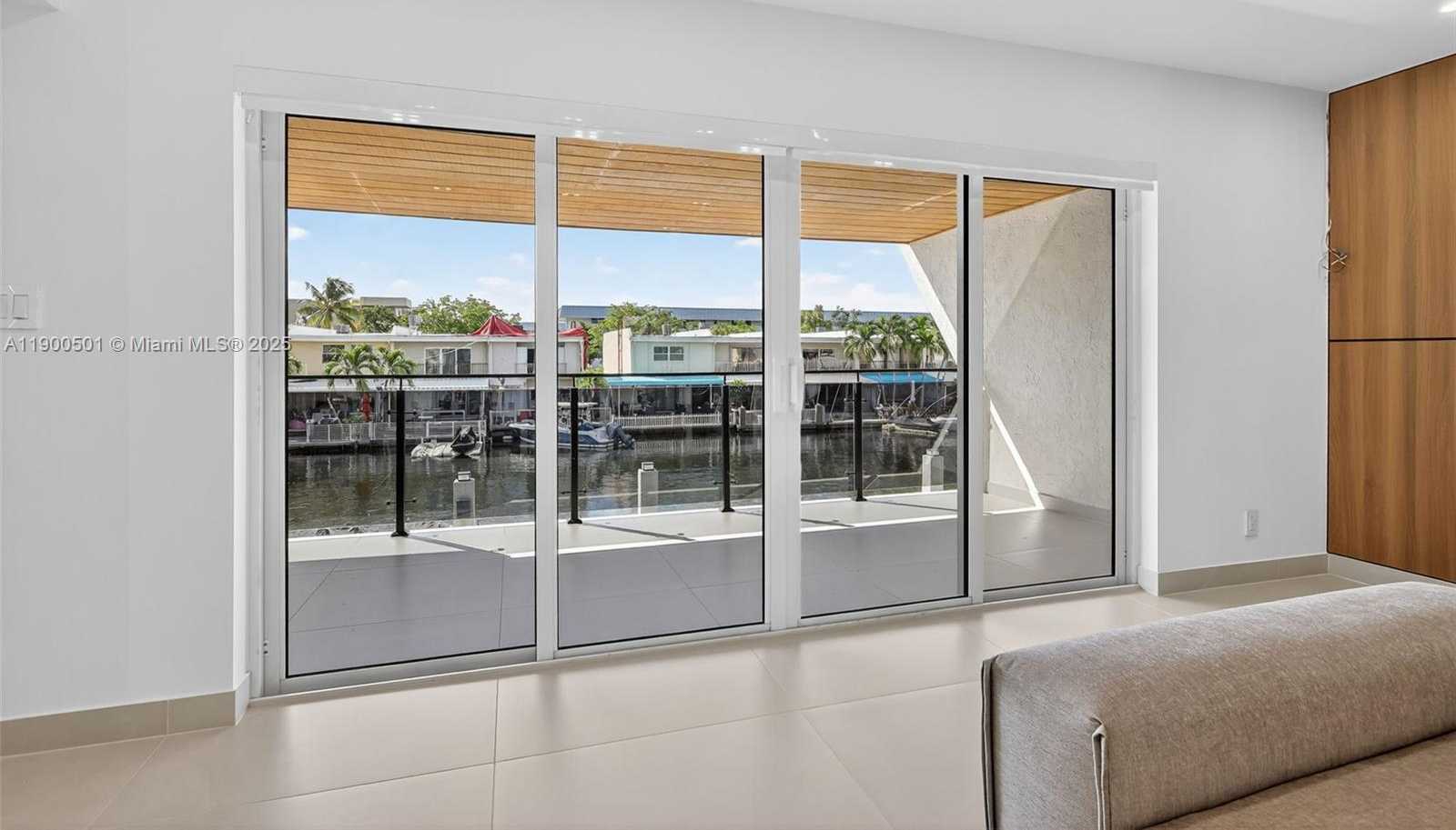 Small Image of 3830 NORTH EAST 171ST ST, North Miami Beach Number 31