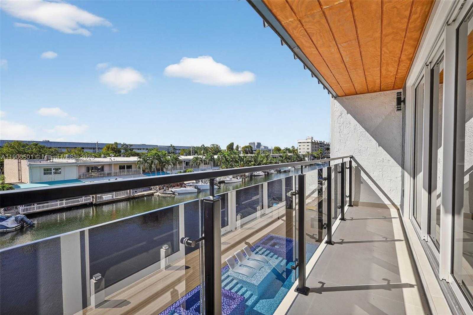 Small Image of 3830 NORTH EAST 171ST ST, North Miami Beach Number 61