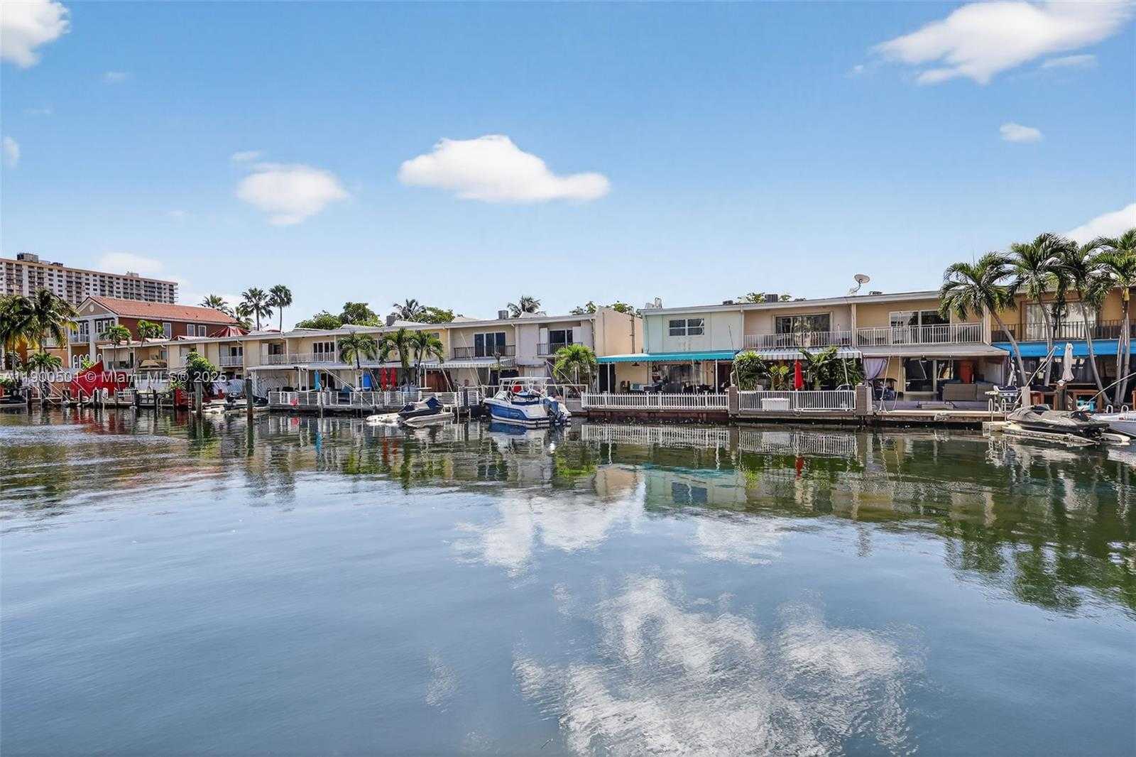 Small Image of 3830 NORTH EAST 171ST ST, North Miami Beach Number 8