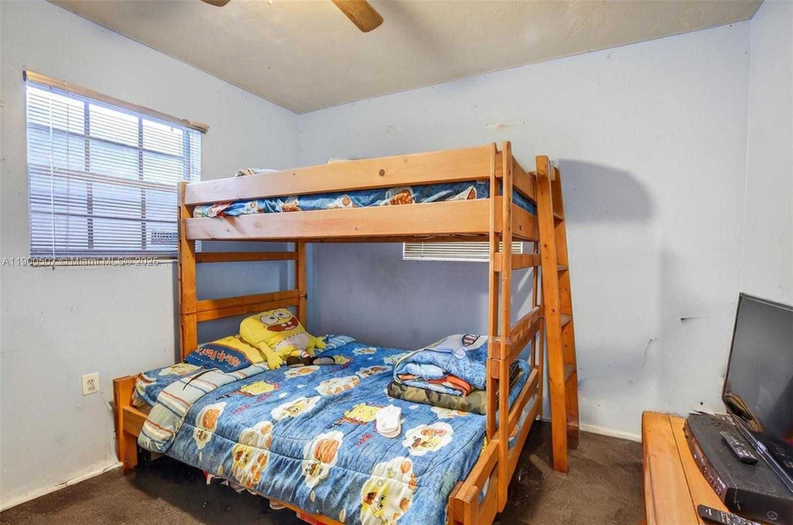 Small Image of 18835 NORTH WEST 44TH CT, Miami Gardens Number 15