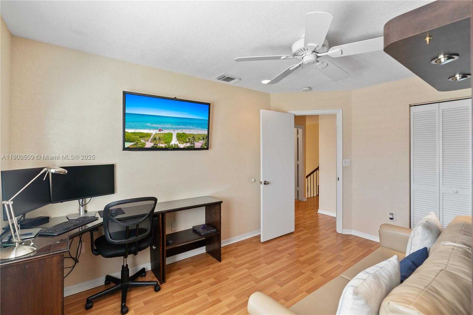 Small Image of 19173 NORTH WEST 23RD ST, Pembroke Pines Number 12