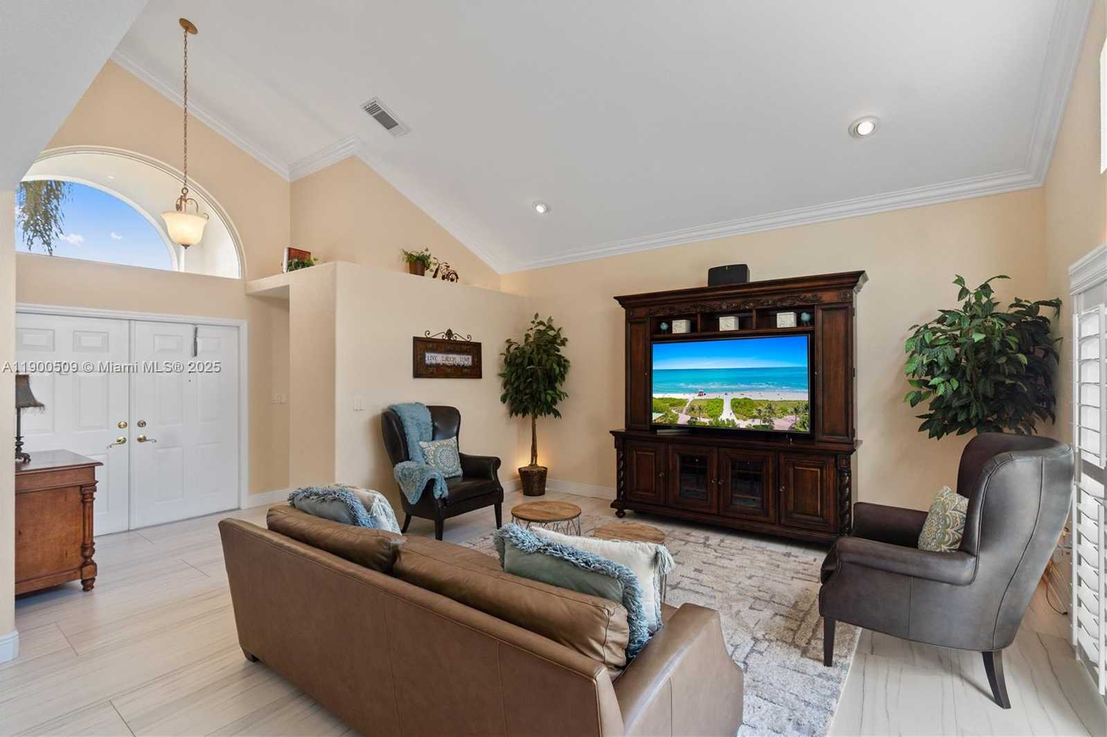 Small Image of 19173 NORTH WEST 23RD ST, Pembroke Pines Number 25
