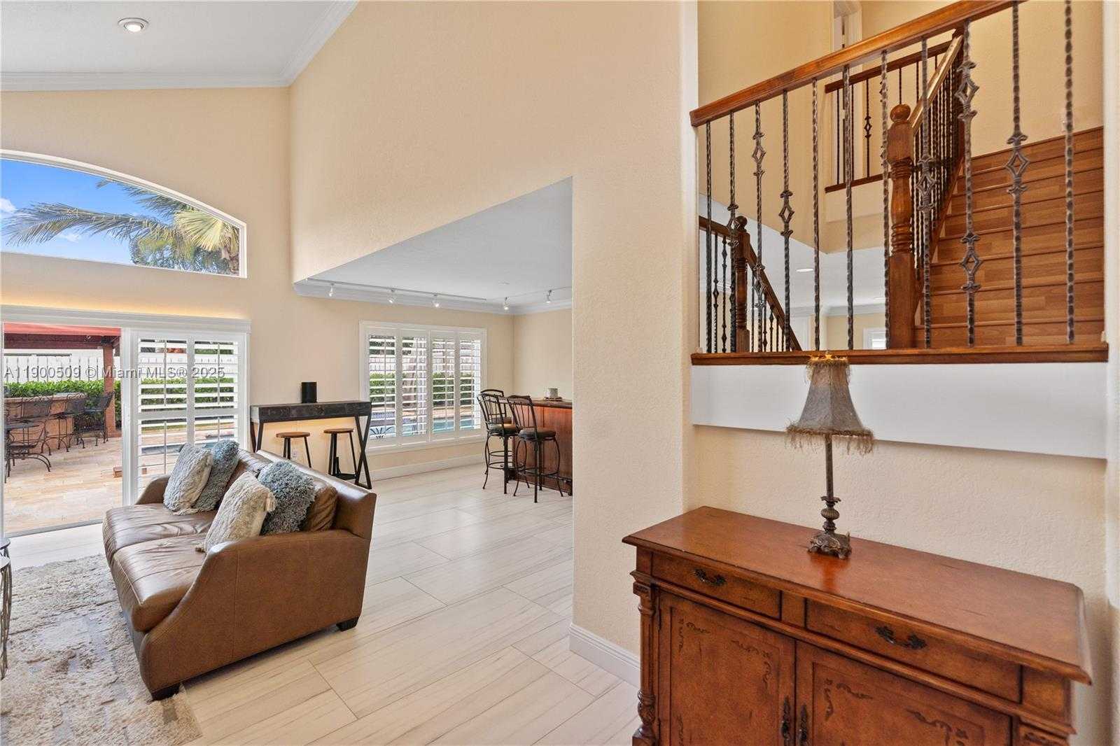 Small Image of 19173 NORTH WEST 23RD ST, Pembroke Pines Number 28