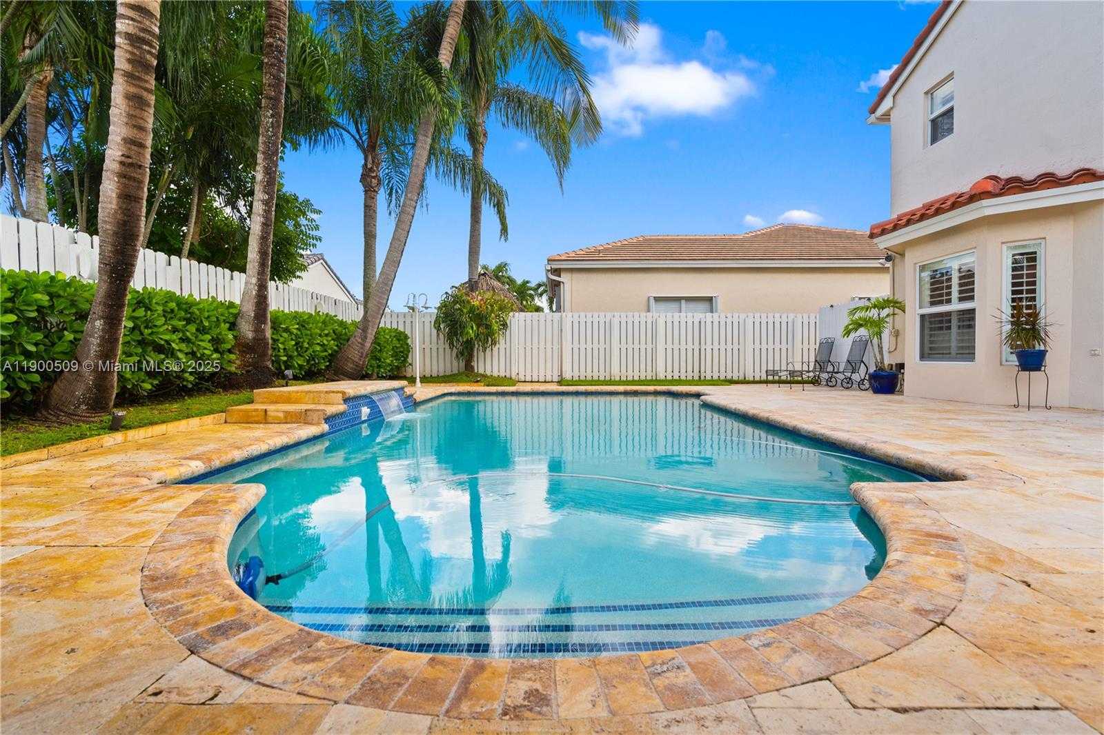 Small Image of 19173 NORTH WEST 23RD ST, Pembroke Pines Number 29