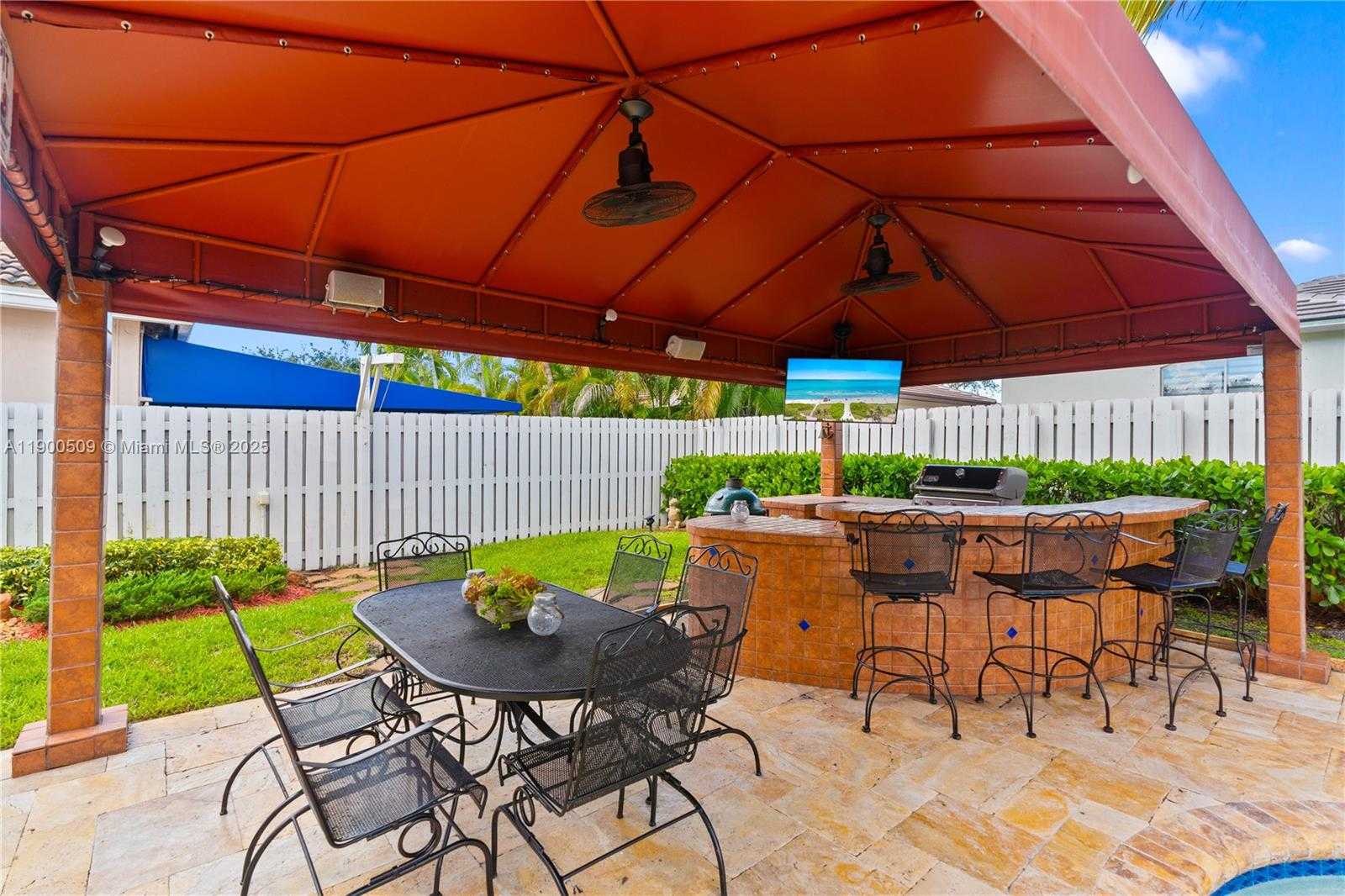 Small Image of 19173 NORTH WEST 23RD ST, Pembroke Pines Number 32