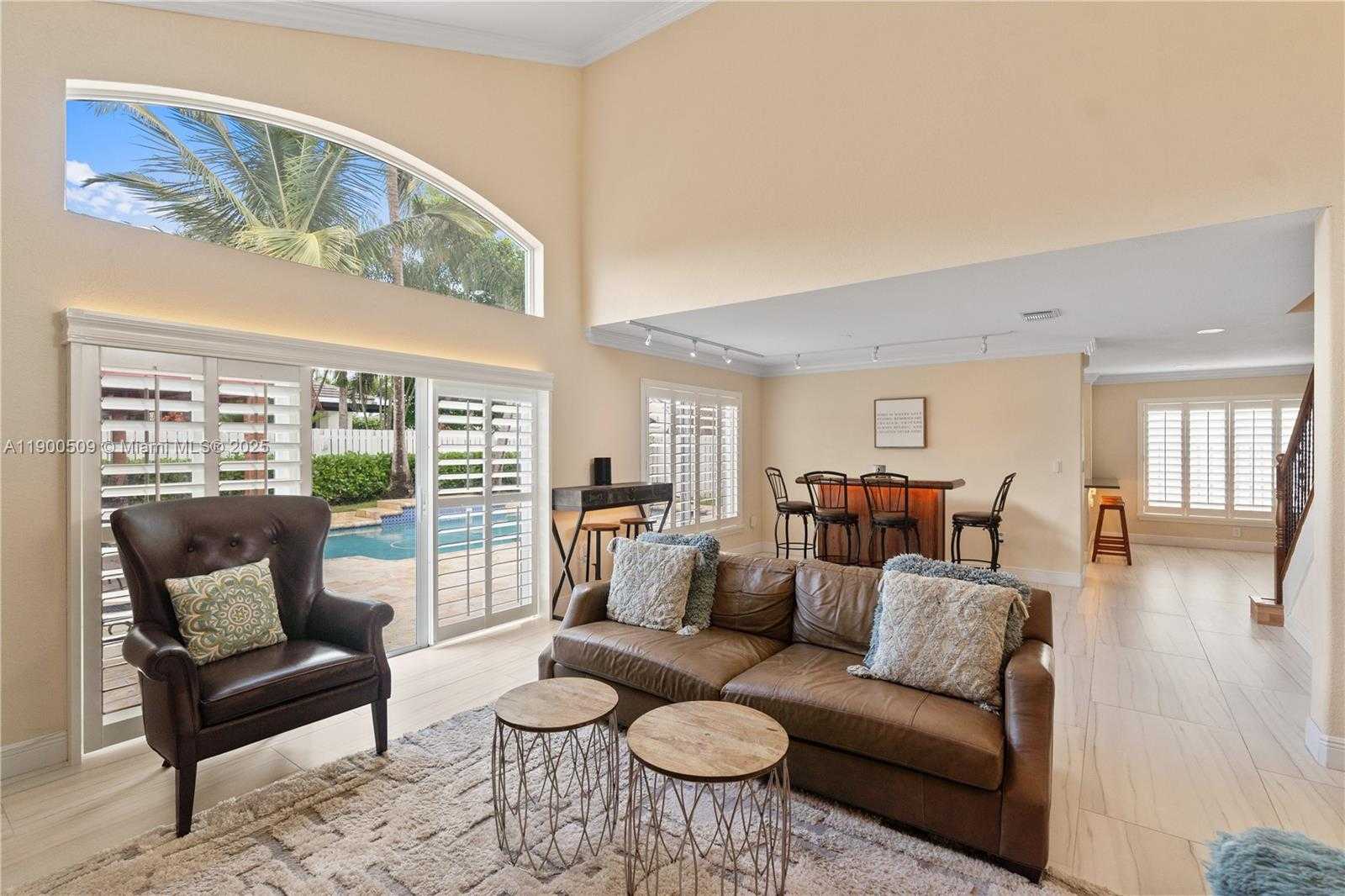 Small Image of 19173 NORTH WEST 23RD ST, Pembroke Pines Number 4