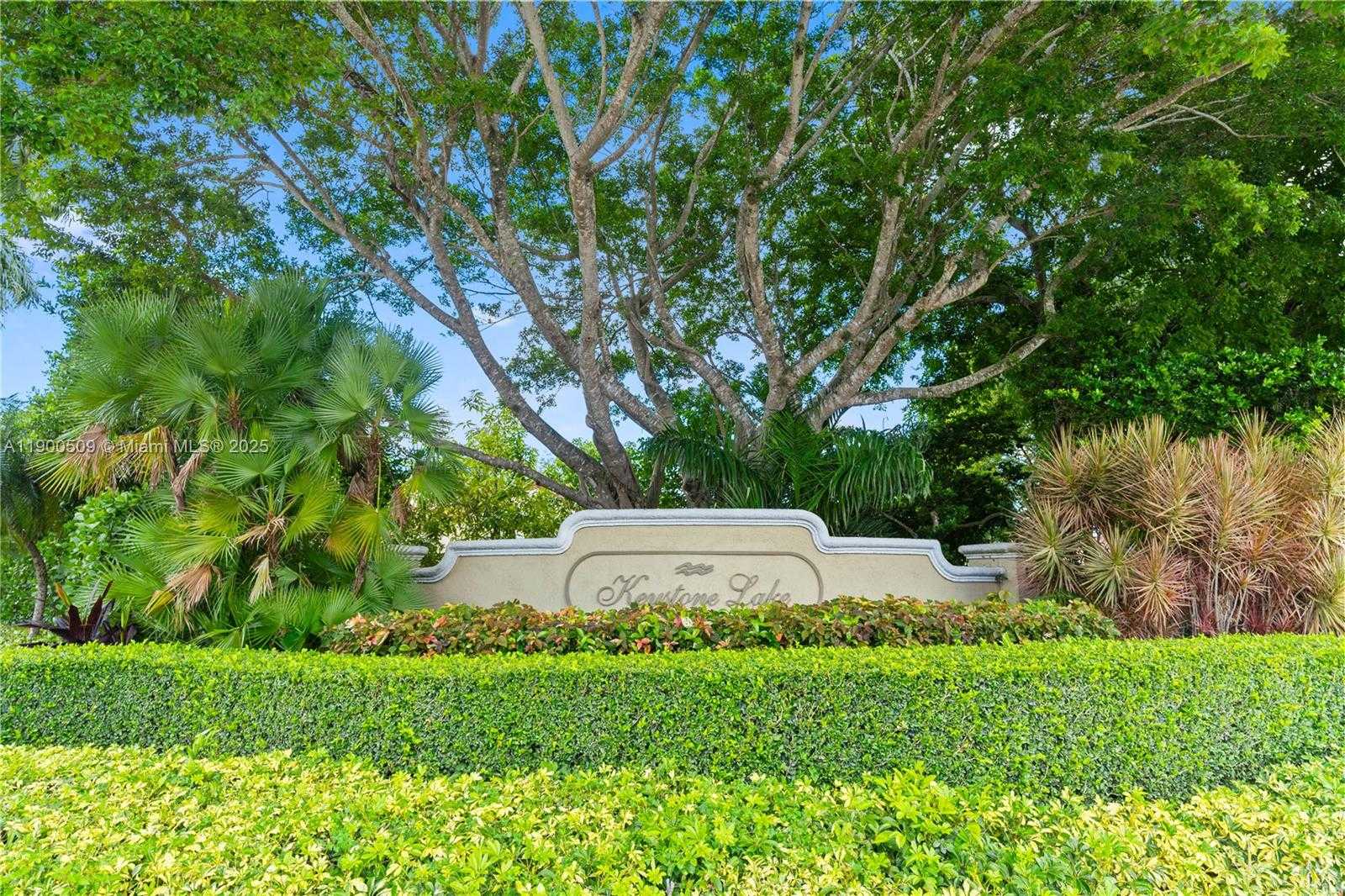 Small Image of 19173 NORTH WEST 23RD ST, Pembroke Pines Number 40