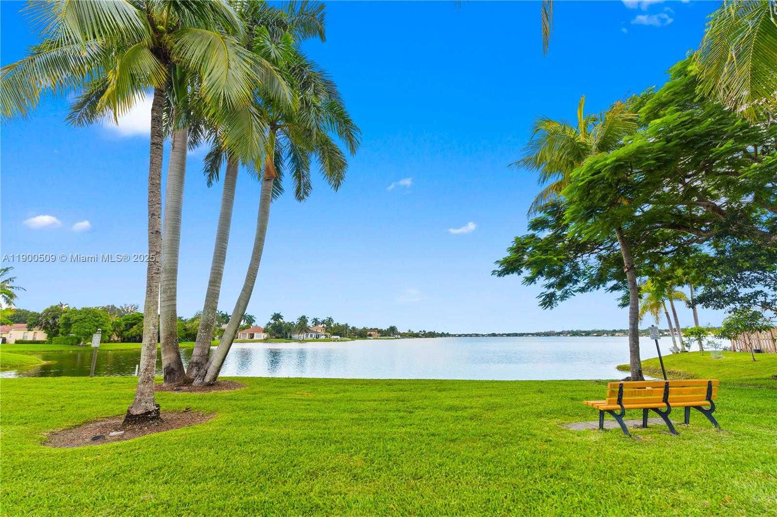 Small Image of 19173 NORTH WEST 23RD ST, Pembroke Pines Number 42