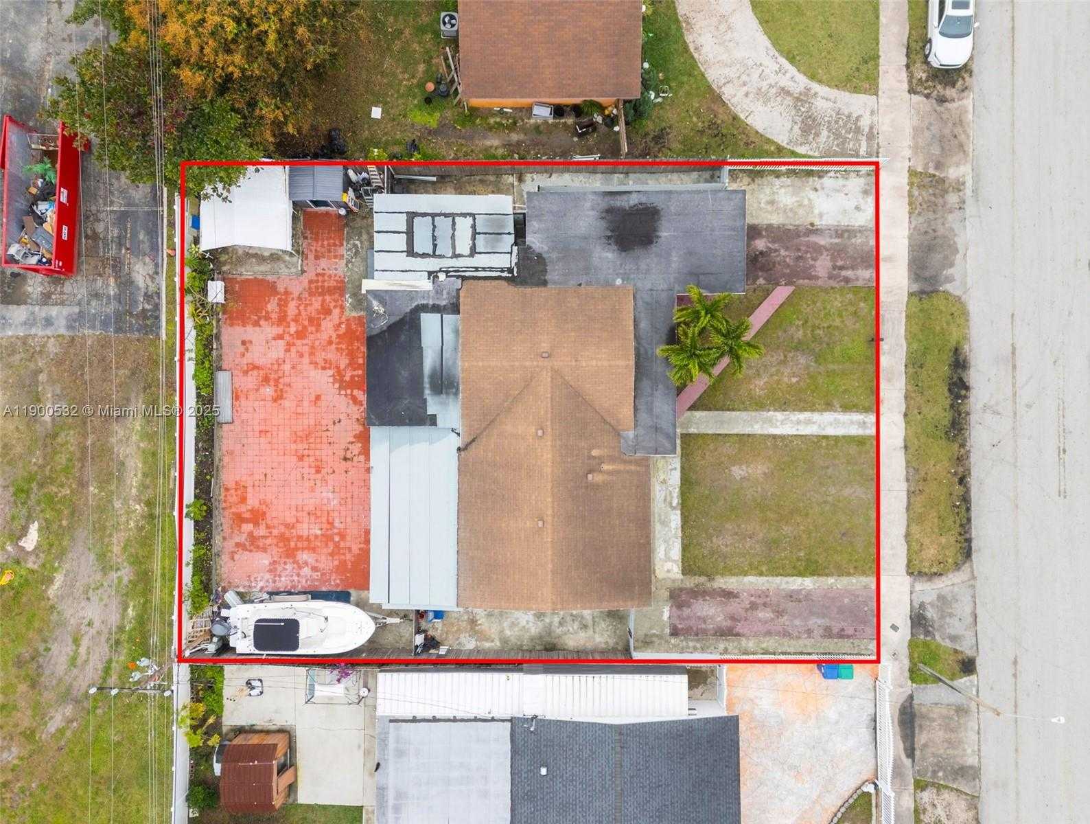 Small Image of 4510 NORTH WEST 168TH TERR, Miami Gardens Number 30