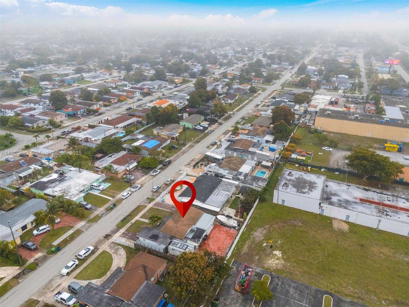 Small Image of 4510 NORTH WEST 168TH TERR, Miami Gardens Number 31