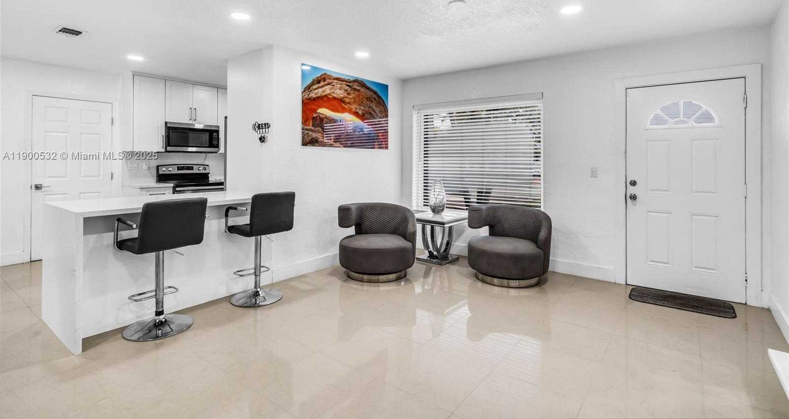 Small Image of 4510 NORTH WEST 168TH TERR, Miami Gardens Number 5