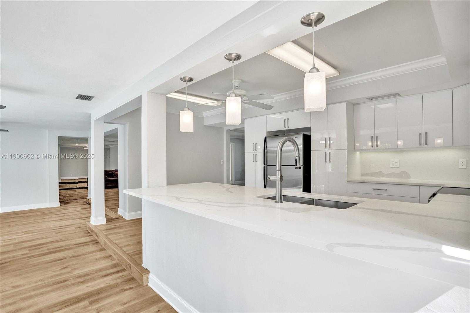 Small Image of 2031 NORTH EAST 62ND ST, Fort Lauderdale Number 18