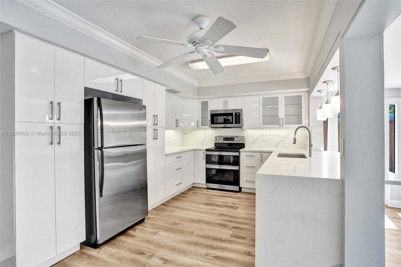 Small Image of 2031 NORTH EAST 62ND ST, Fort Lauderdale Number 22