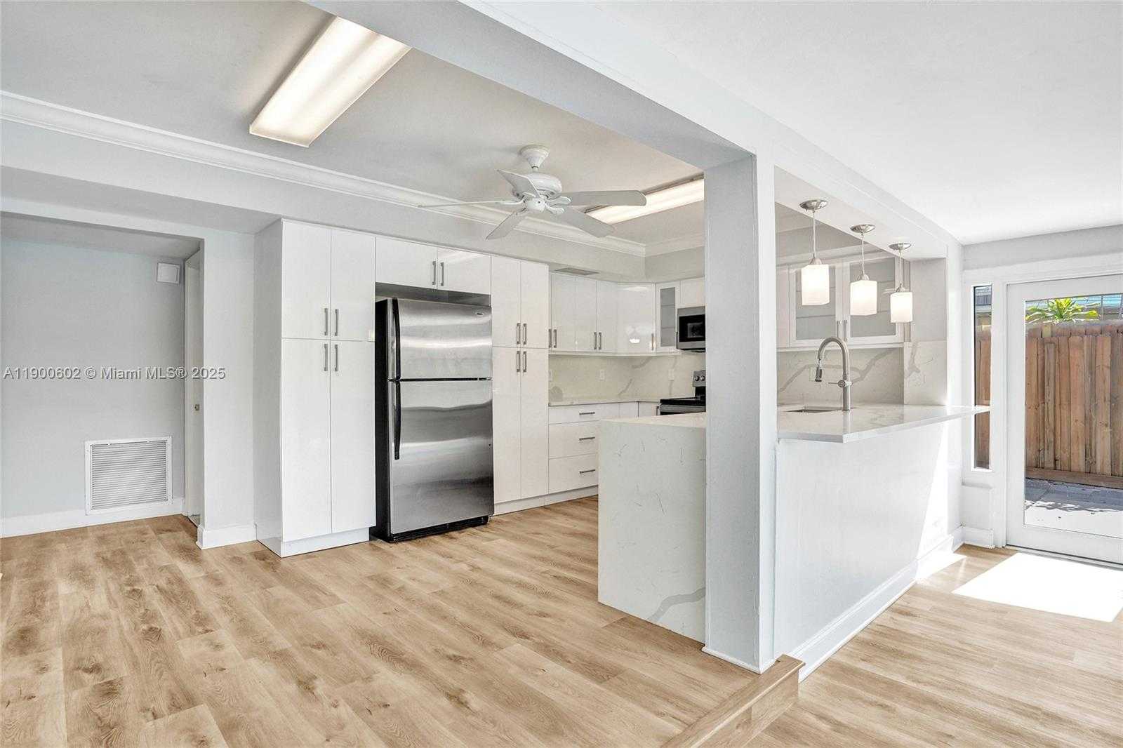 Small Image of 2031 NORTH EAST 62ND ST, Fort Lauderdale Number 23