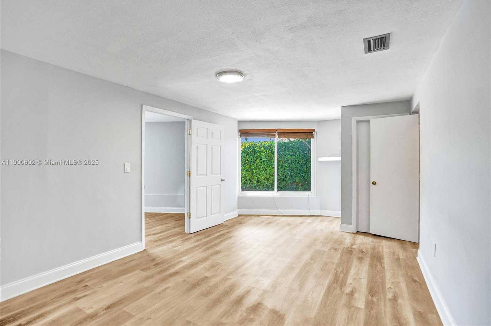Small Image of 2031 NORTH EAST 62ND ST, Fort Lauderdale Number 26