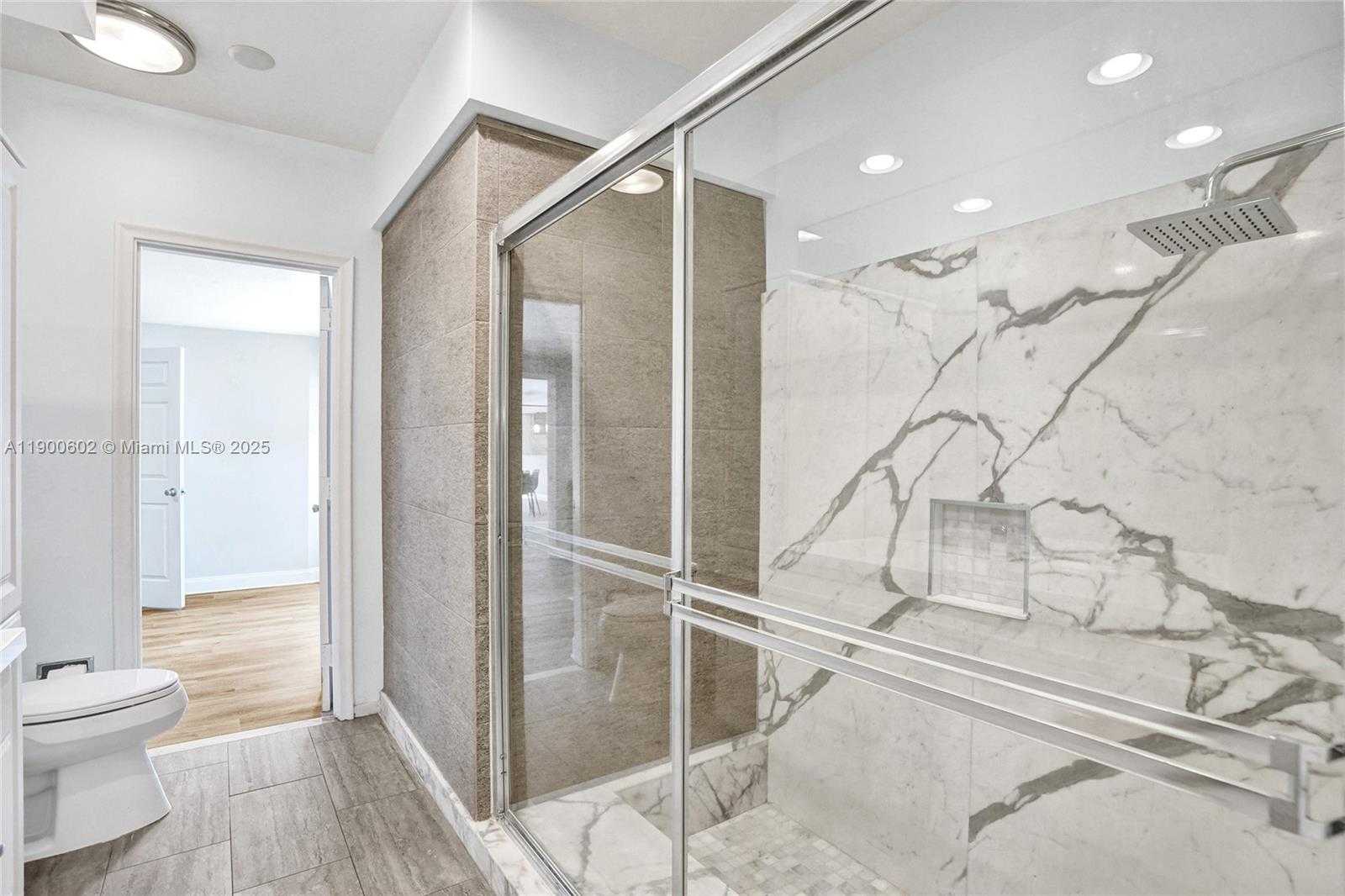 Small Image of 2031 NORTH EAST 62ND ST, Fort Lauderdale Number 30