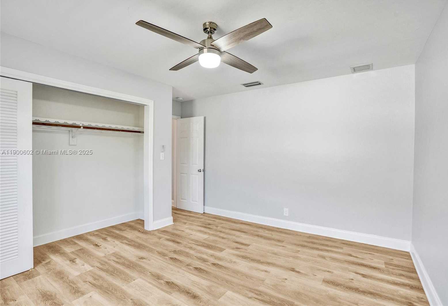 Small Image of 2031 NORTH EAST 62ND ST, Fort Lauderdale Number 35