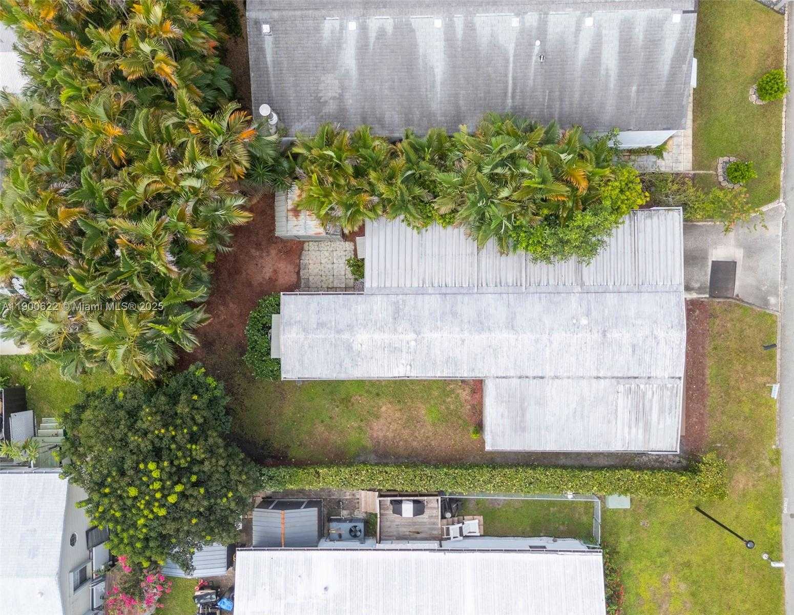 Small Image of 8360 SOUTH WEST 21ST ST, Davie Number 30