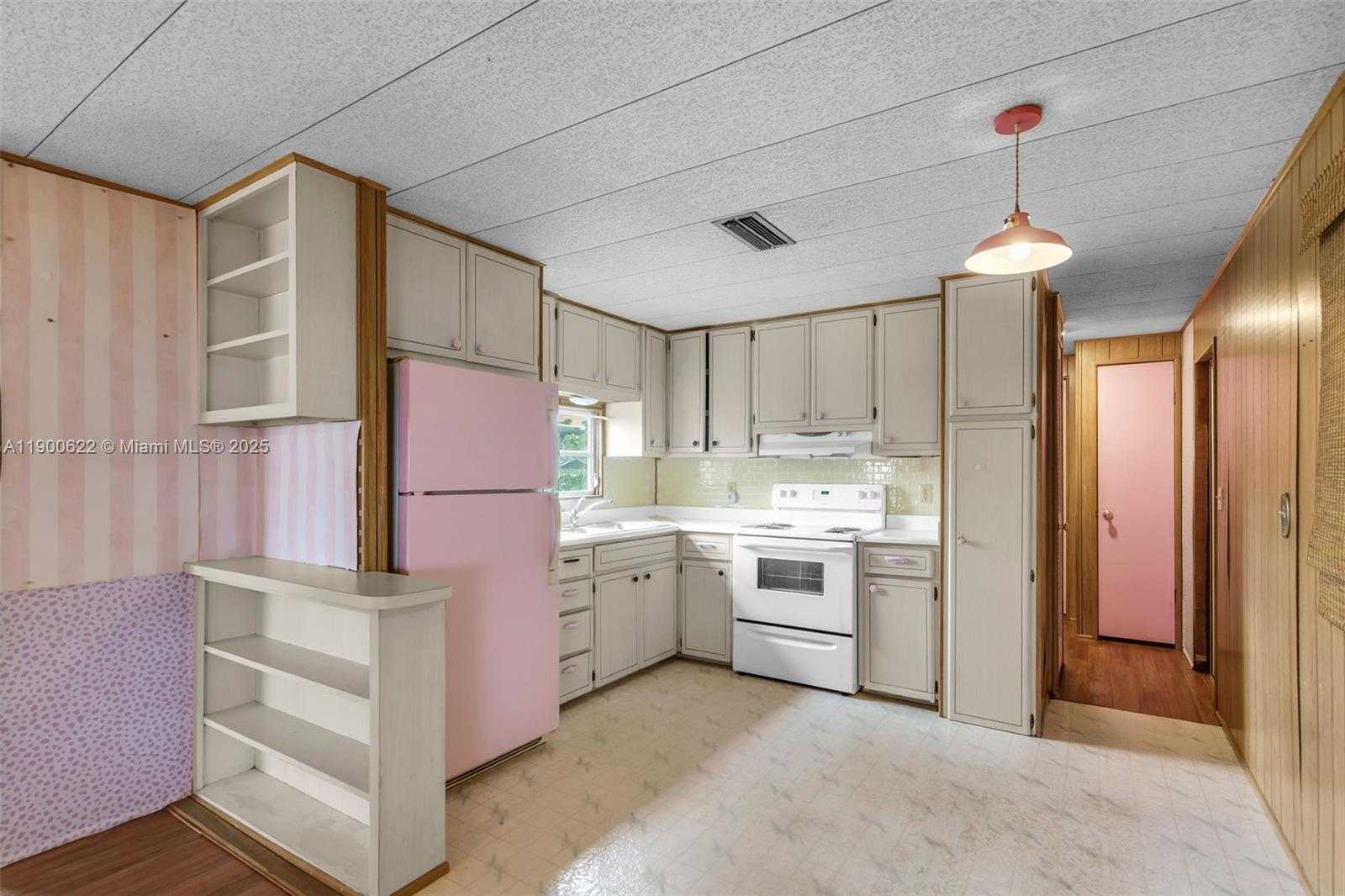 Small Image of 8360 SOUTH WEST 21ST ST, Davie Number 8