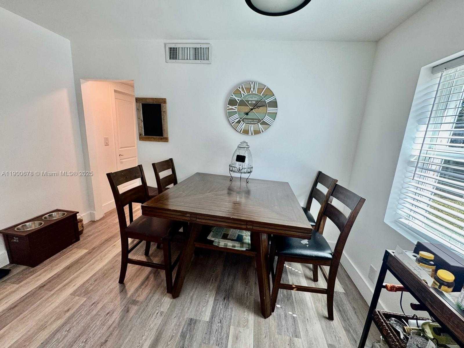 Small Image of 2626 GARFIELD ST, Hollywood Number 9