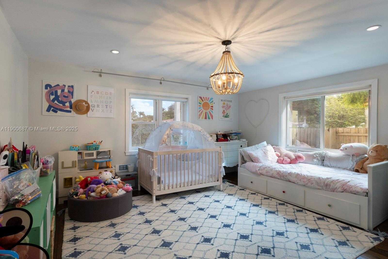 Small Image of 1200 SOUTH WEST 18TH ST, Miami Number 27