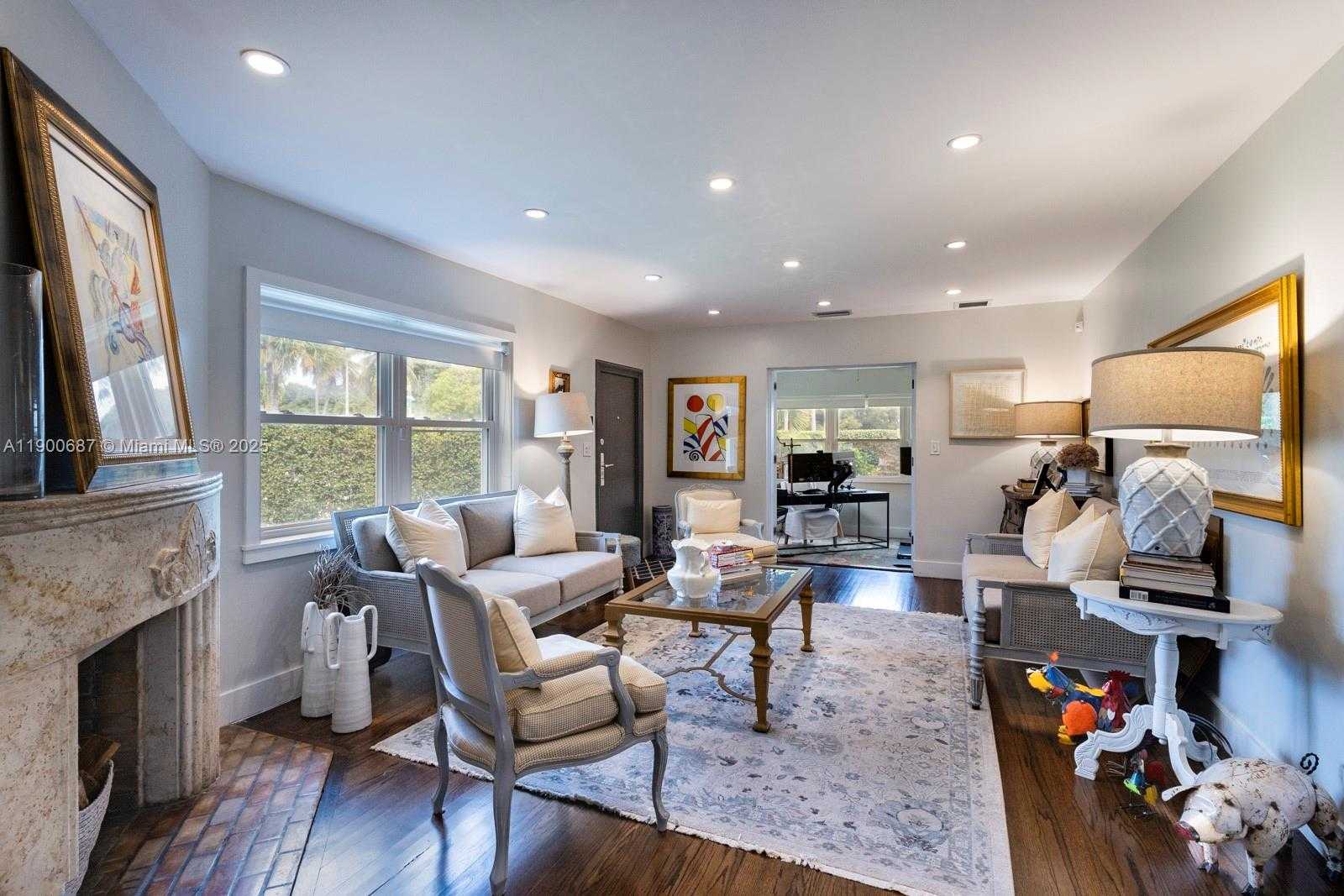 Small Image of 1200 SOUTH WEST 18TH ST, Miami Number 9