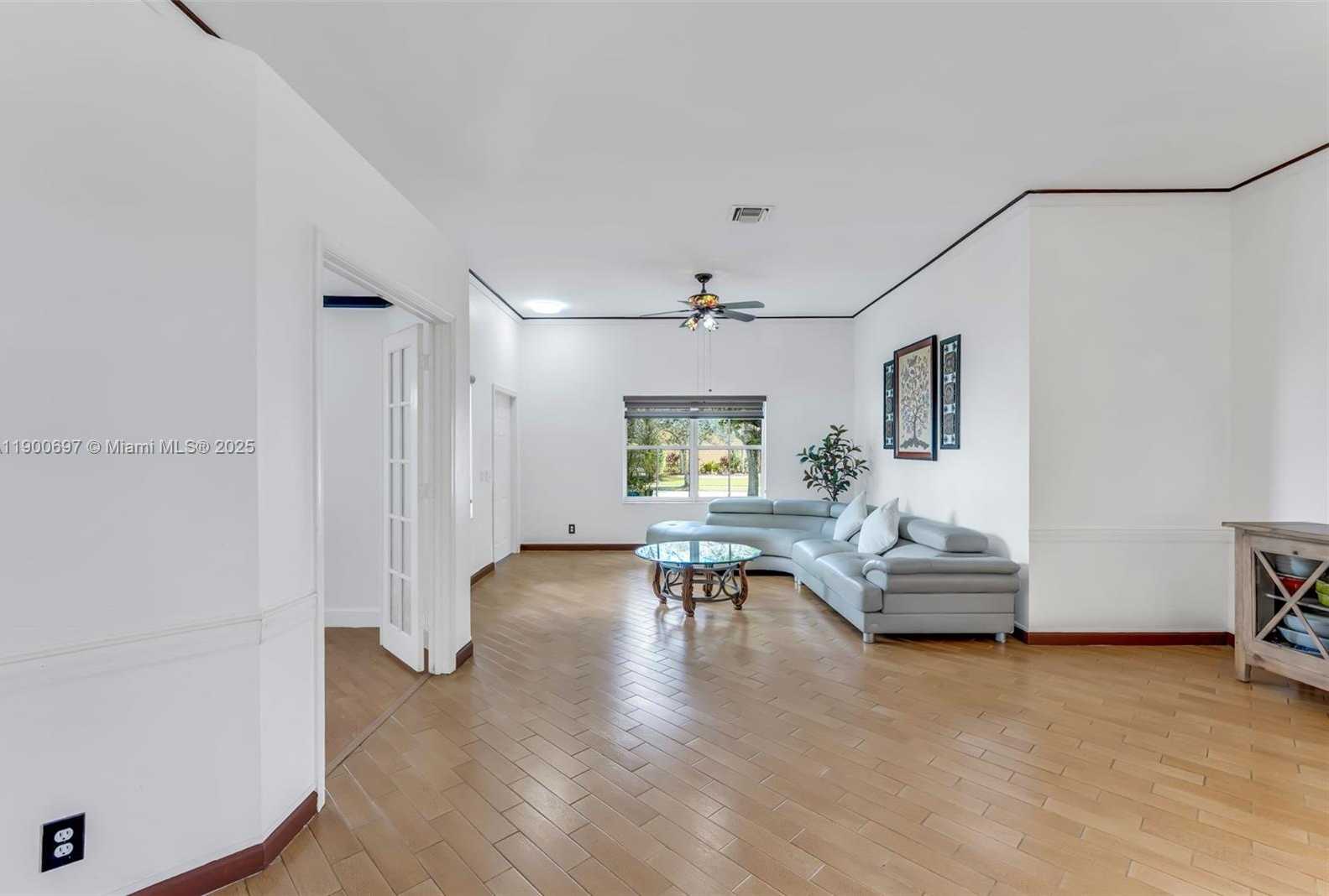 Small Image of 1561 BANYAN WAY, Weston Number 16