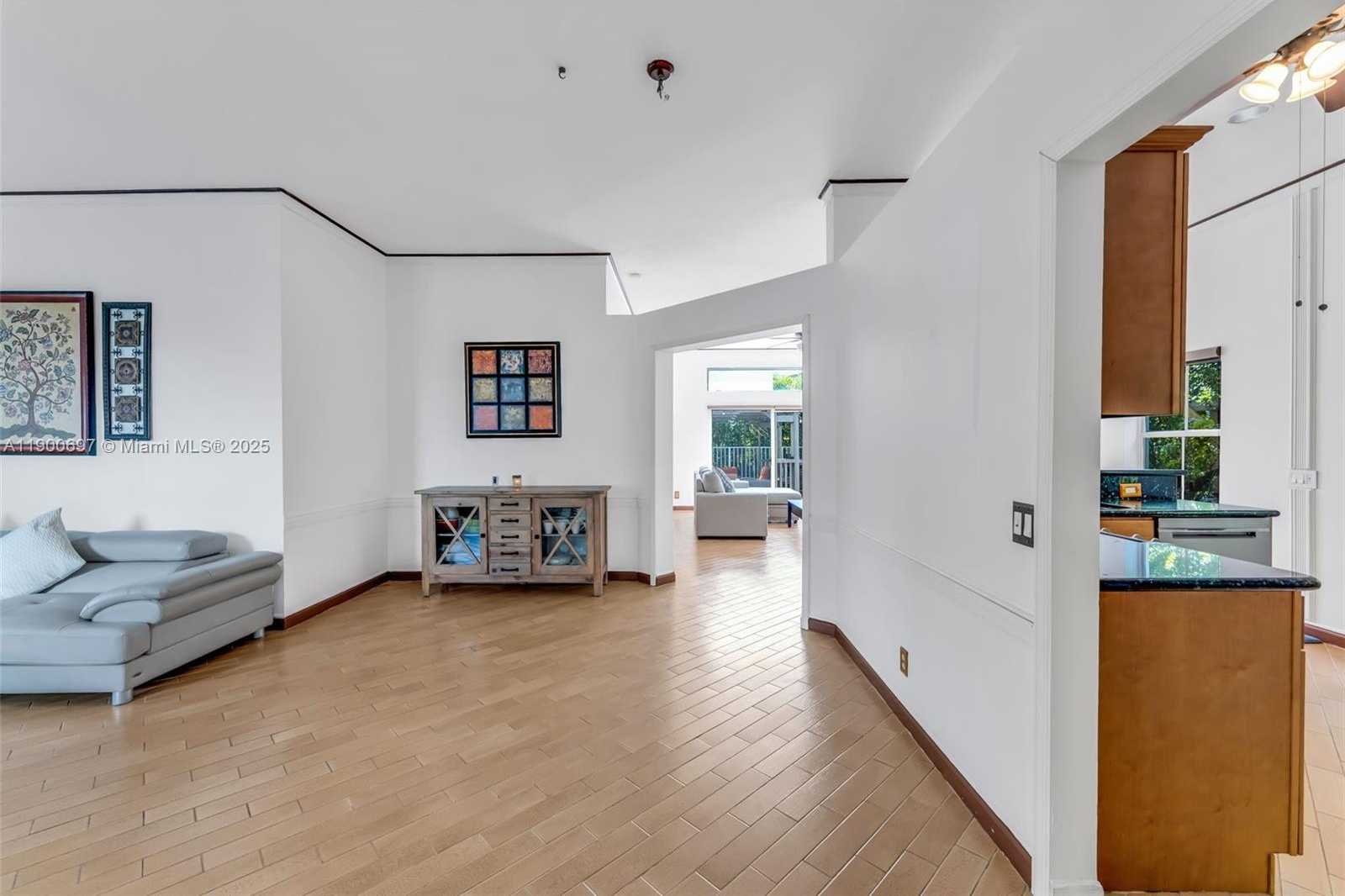 Small Image of 1561 BANYAN WAY, Weston Number 17