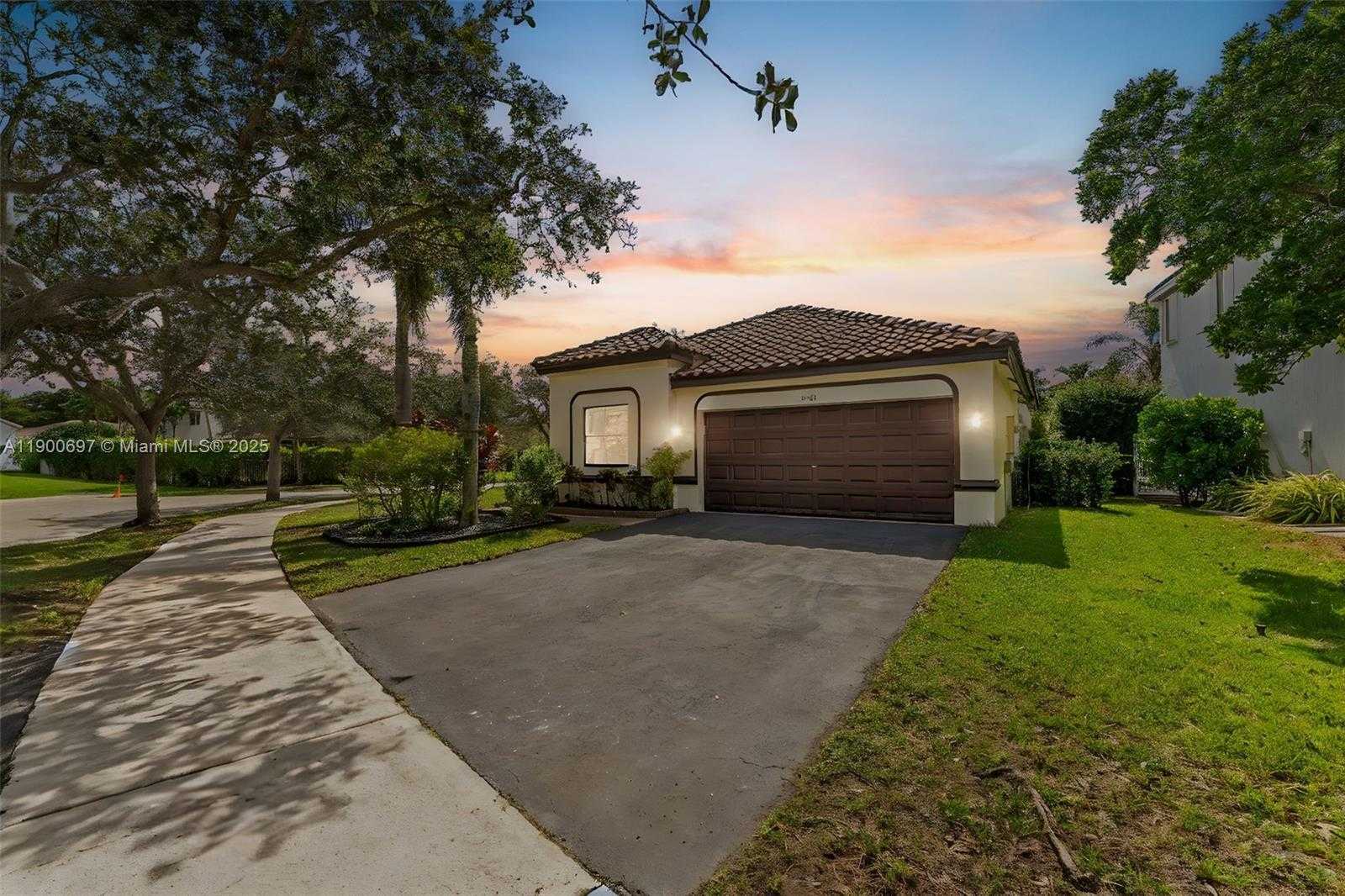 Small Image of 1561 BANYAN WAY, Weston Number 3