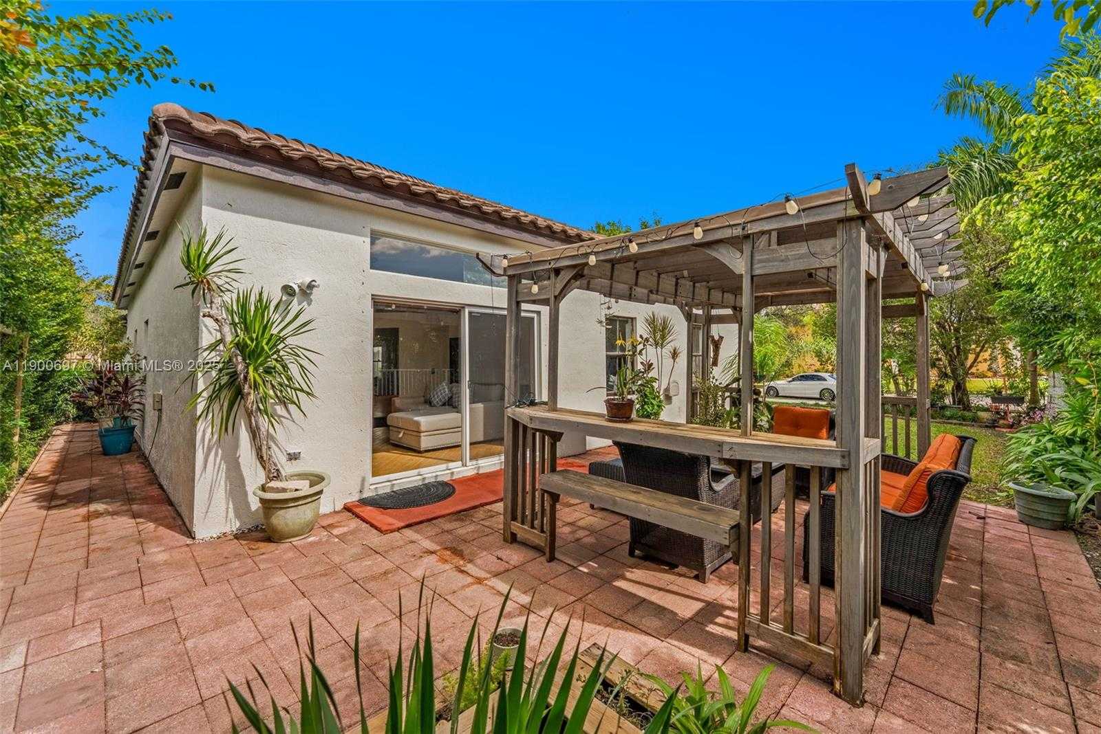 Small Image of 1561 BANYAN WAY, Weston Number 34