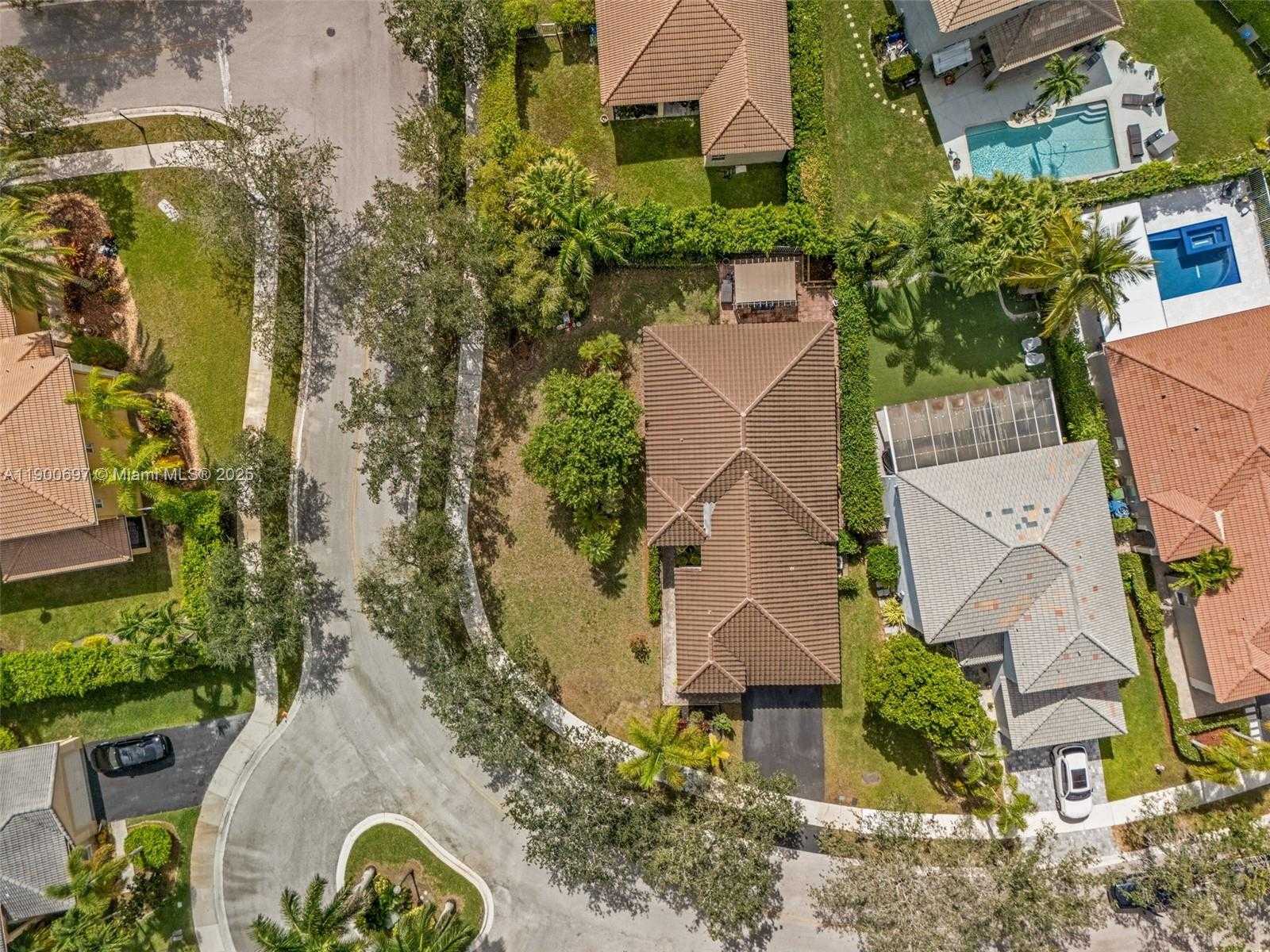 Small Image of 1561 BANYAN WAY, Weston Number 37