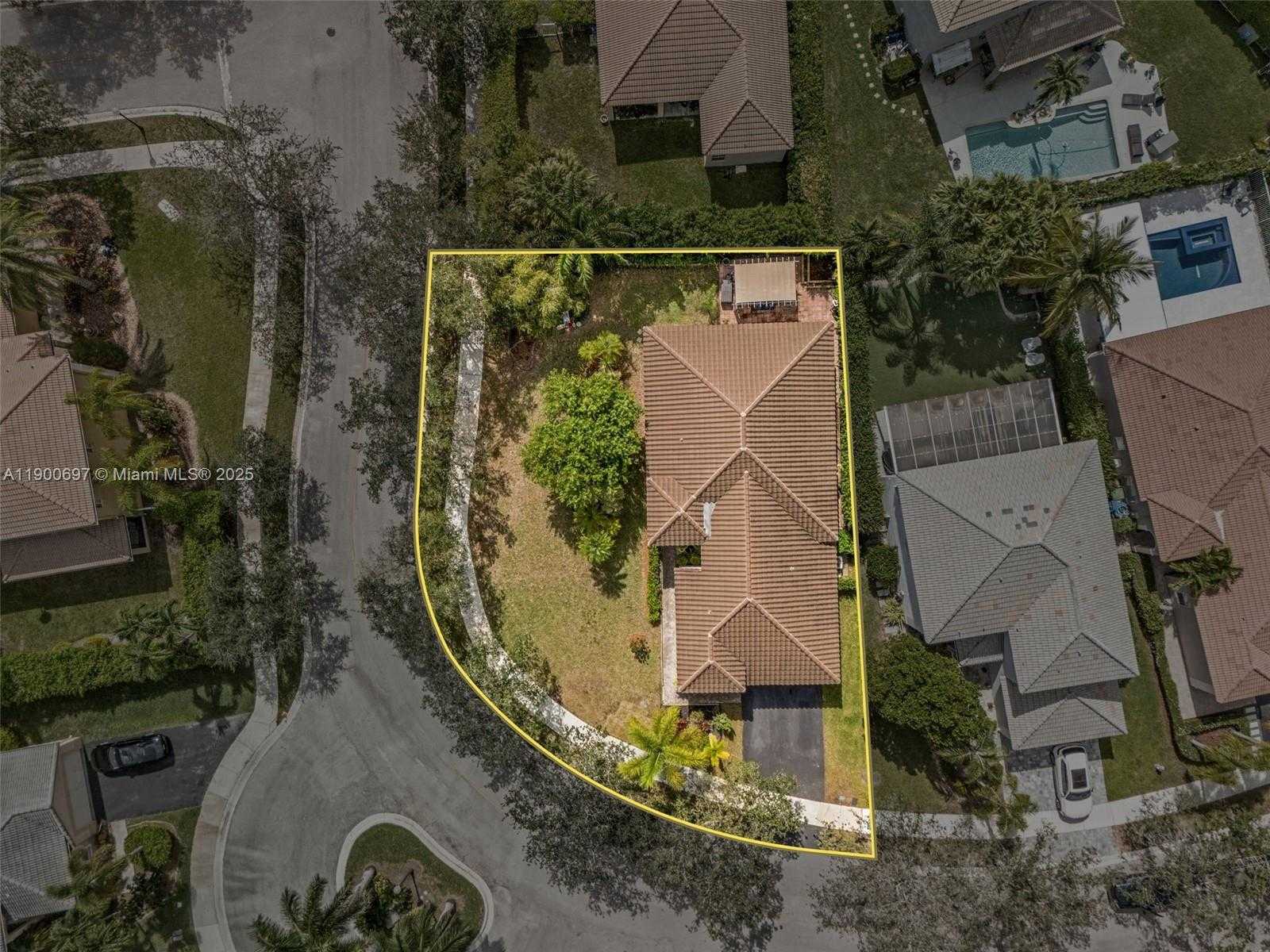 Small Image of 1561 BANYAN WAY, Weston Number 38