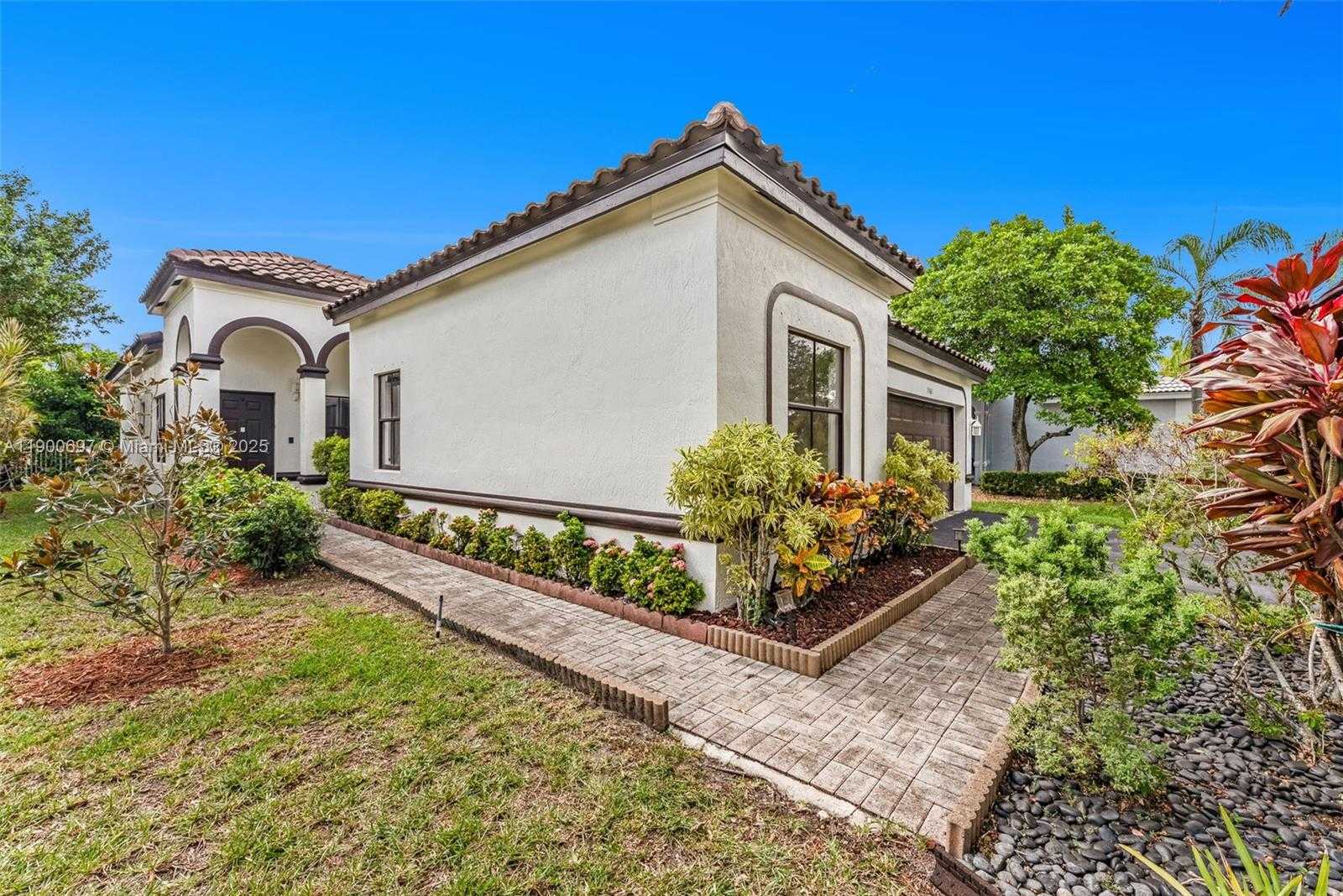 Small Image of 1561 BANYAN WAY, Weston Number 4