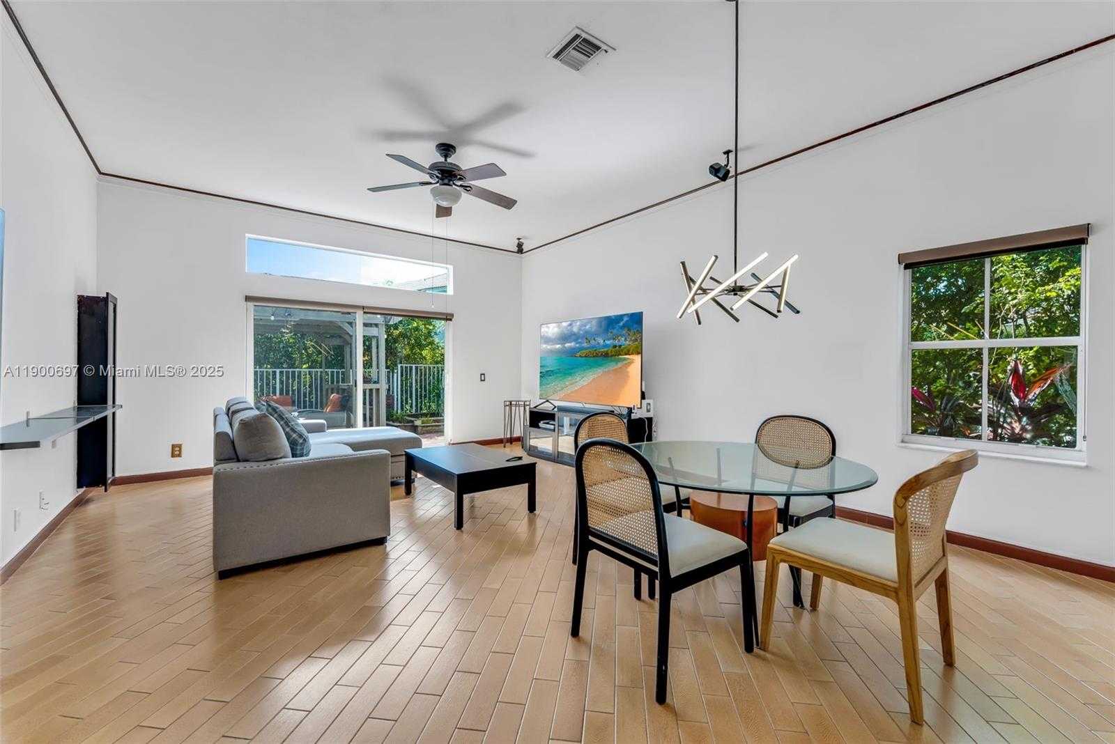 Small Image of 1561 BANYAN WAY, Weston Number 9