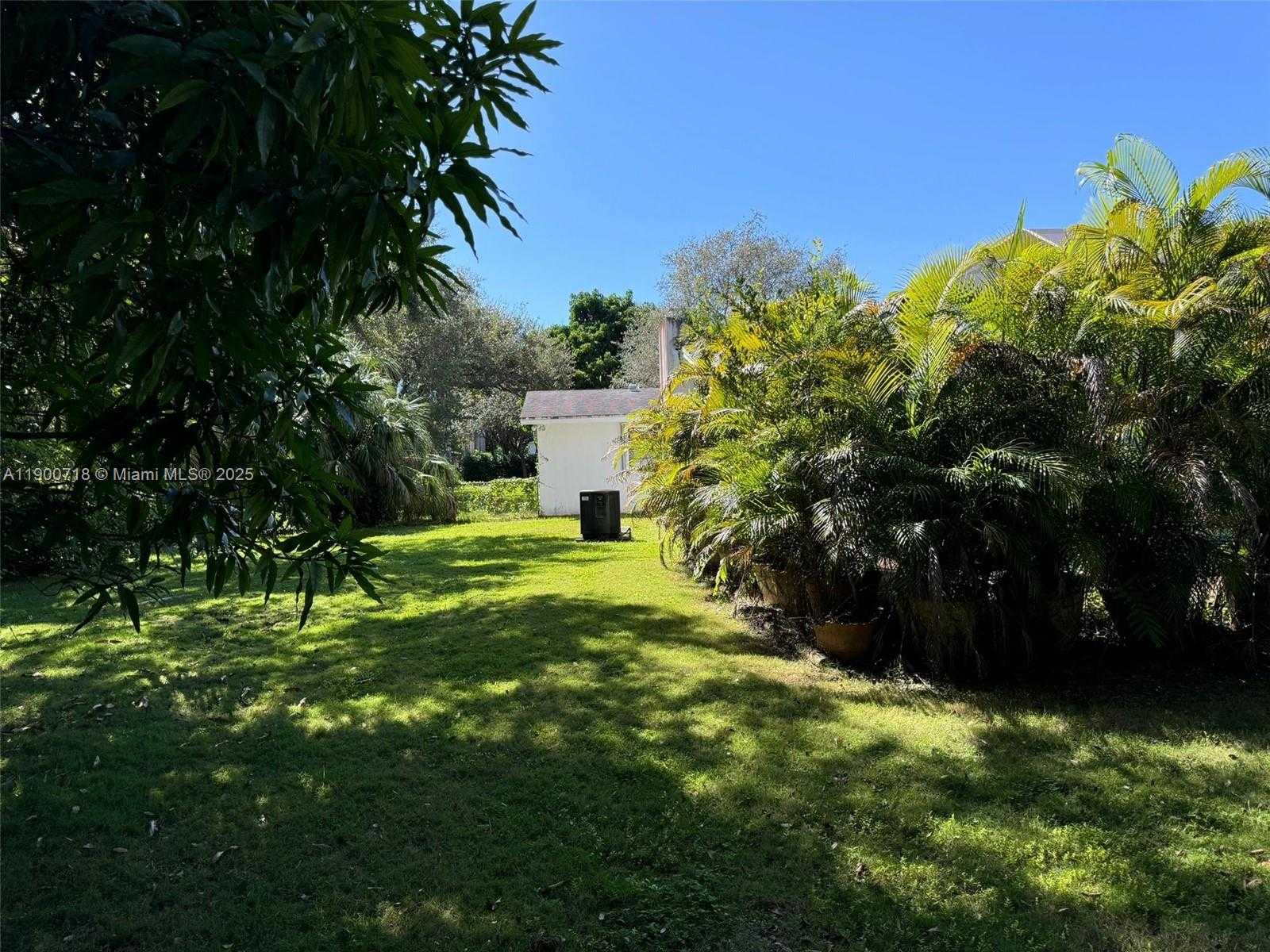 Small Image of 5345 SOUTH WEST 84TH ST, Miami Number 15