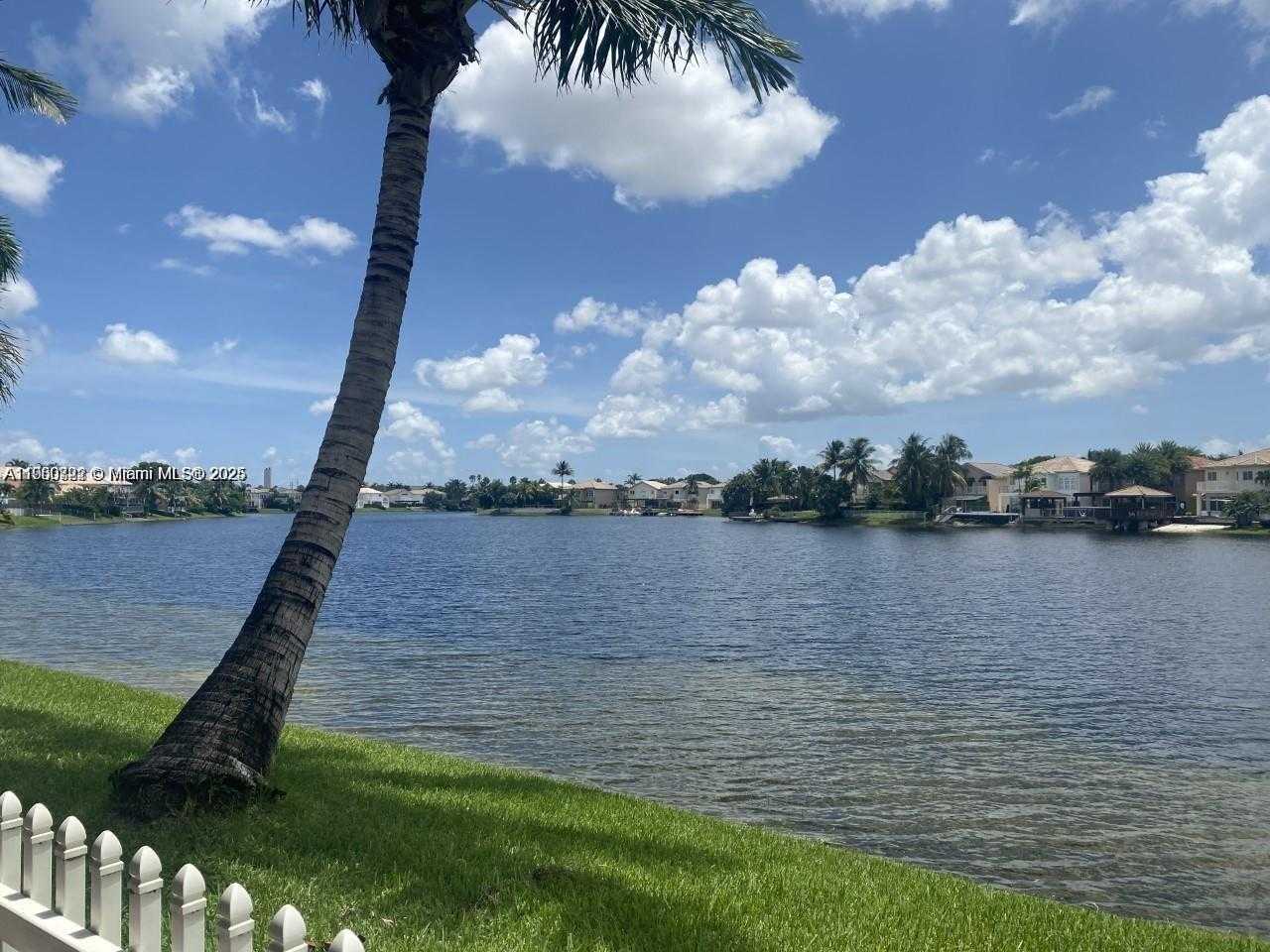 Small Image of 11156 NORTH WEST 73RD ST, Doral Number 2