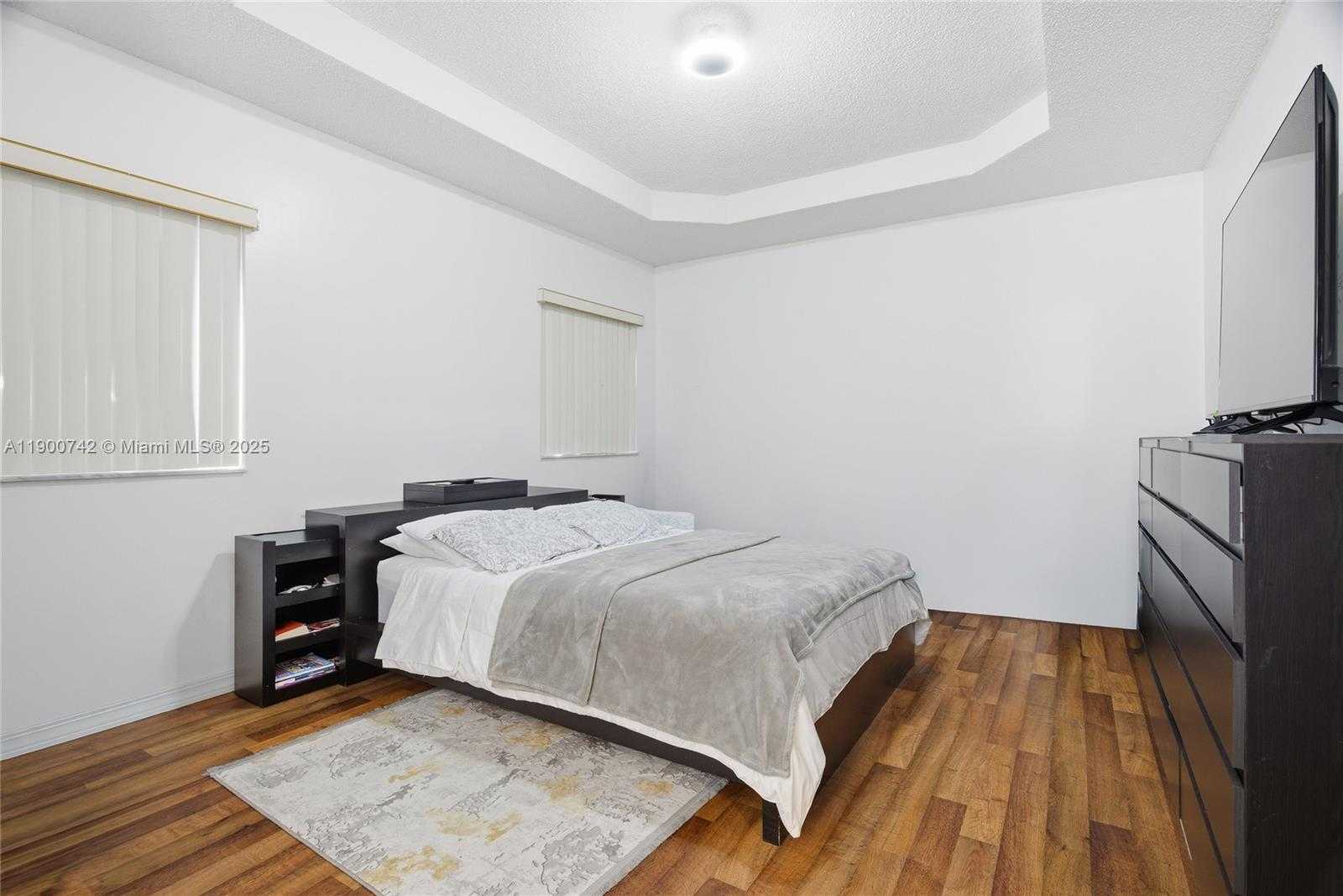 Small Image of 1510 SOUTH EAST 22ND LN, Homestead Number 18