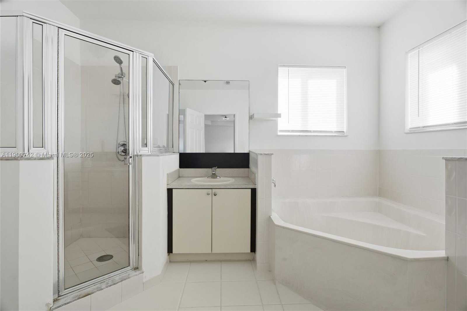 Small Image of 1510 SOUTH EAST 22ND LN, Homestead Number 20
