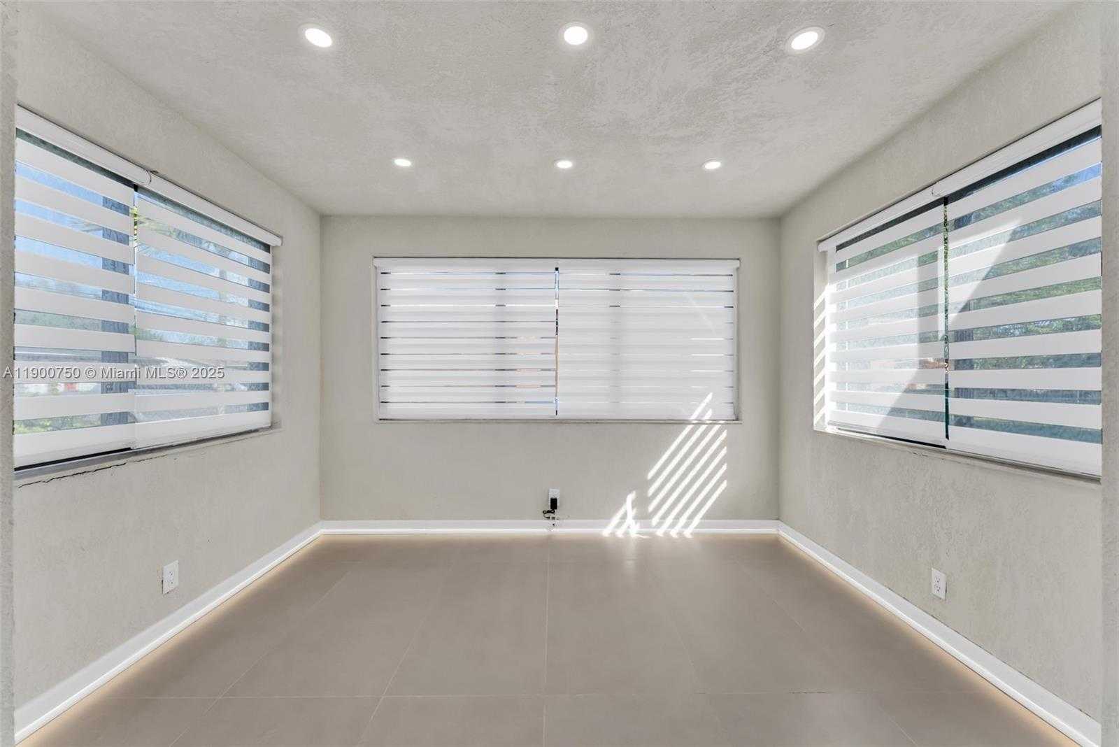 Small Image of 3220 NORTH WEST 16TH ST, Lauderhill Number 14