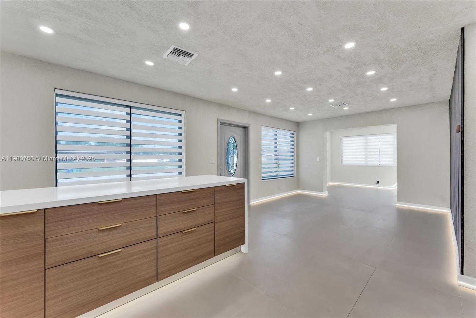 Small Image of 3220 NORTH WEST 16TH ST, Lauderhill Number 9