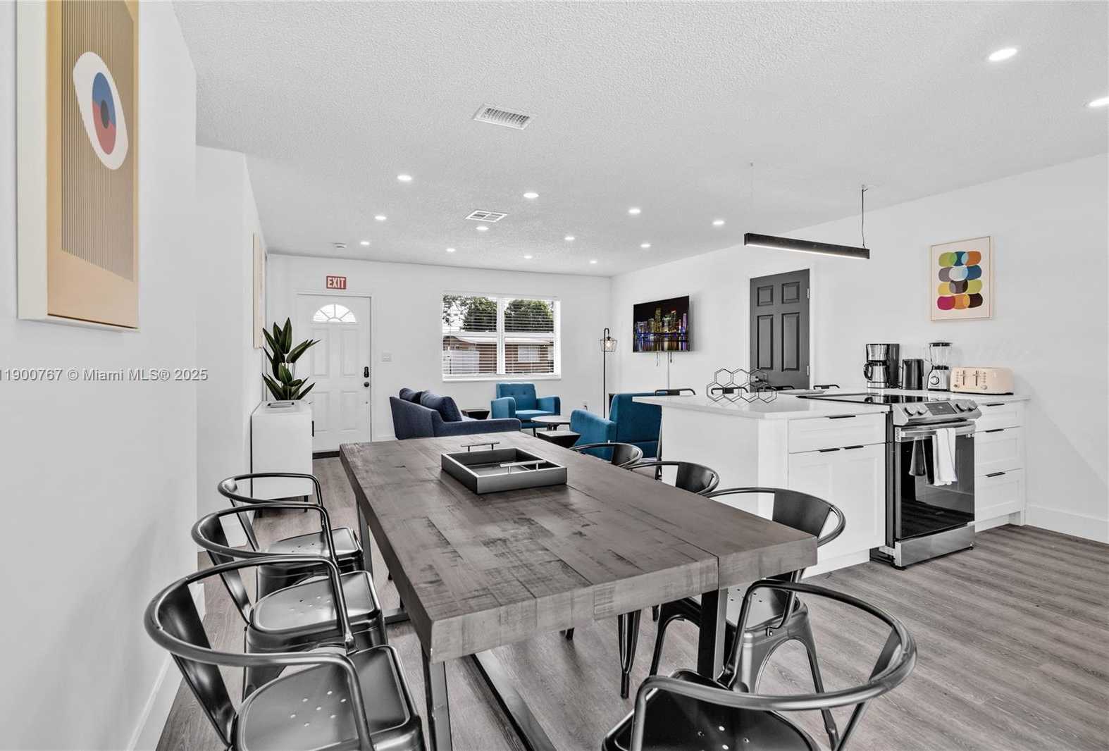 Small Image of 7471 HOPE ST, Hollywood Number 6