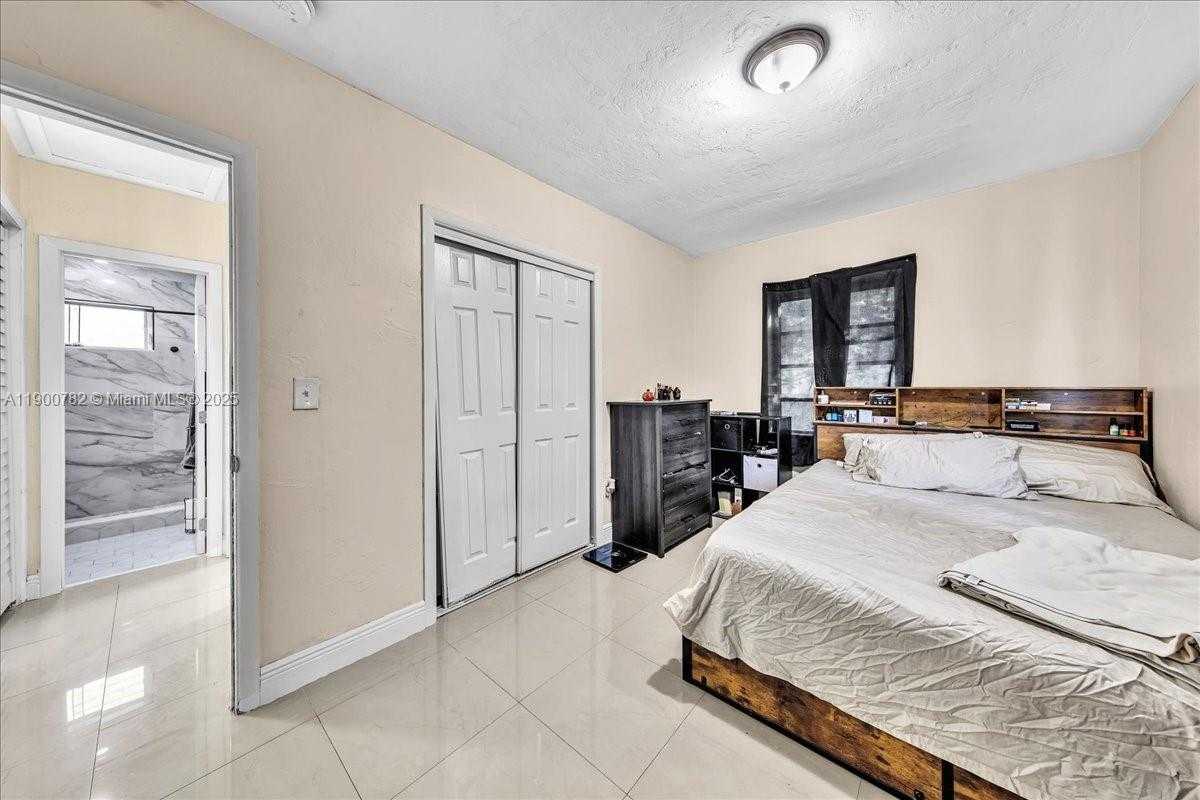 Small Image of 1245 NORTH WEST 130TH ST, North Miami Number 10