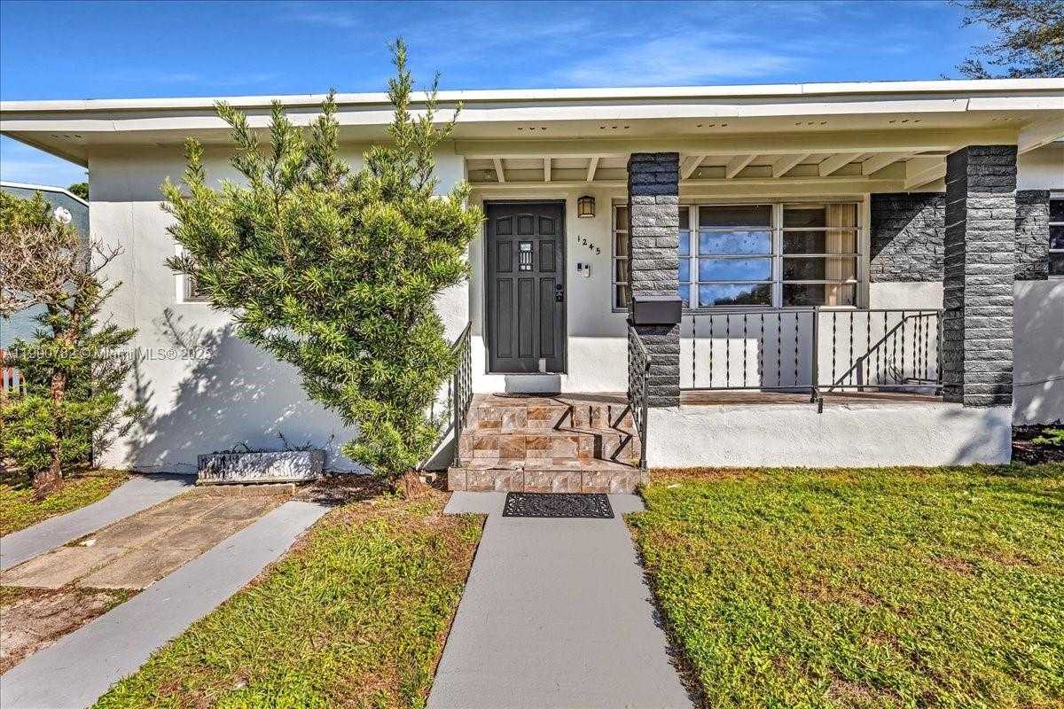Small Image of 1245 NORTH WEST 130TH ST, North Miami Number 2
